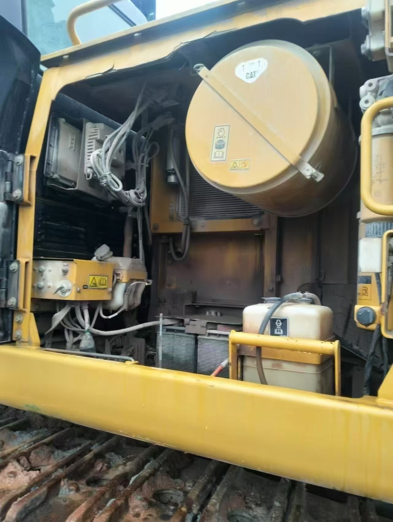 Buy Caterpillar 349E Used Excavator / 4