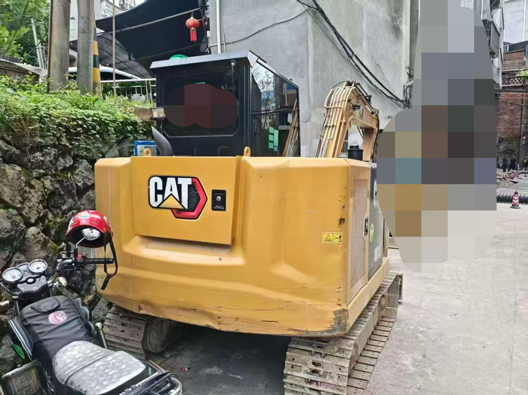 Buy Caterpillar Used Excavator / 3