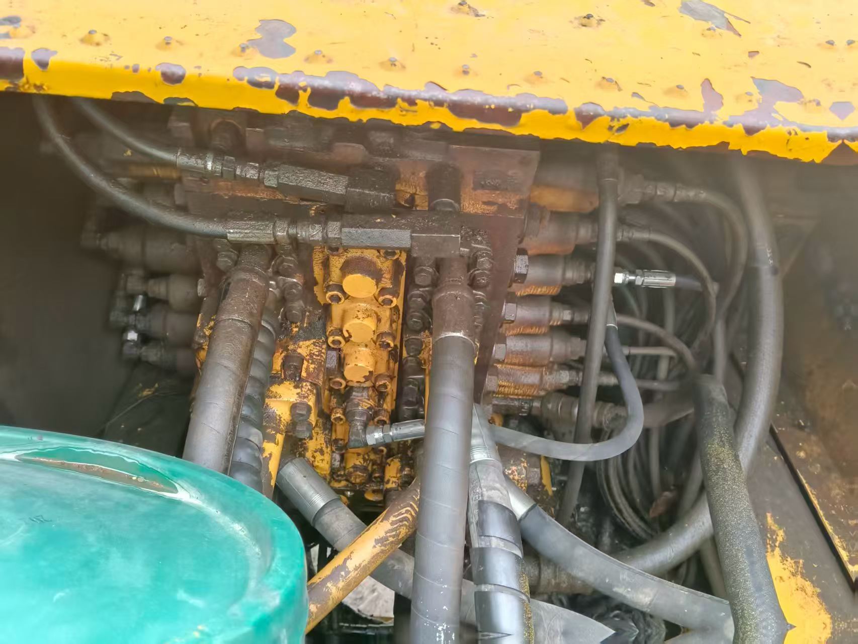Buy Komatsu PC210-8 Used Excavator / 4