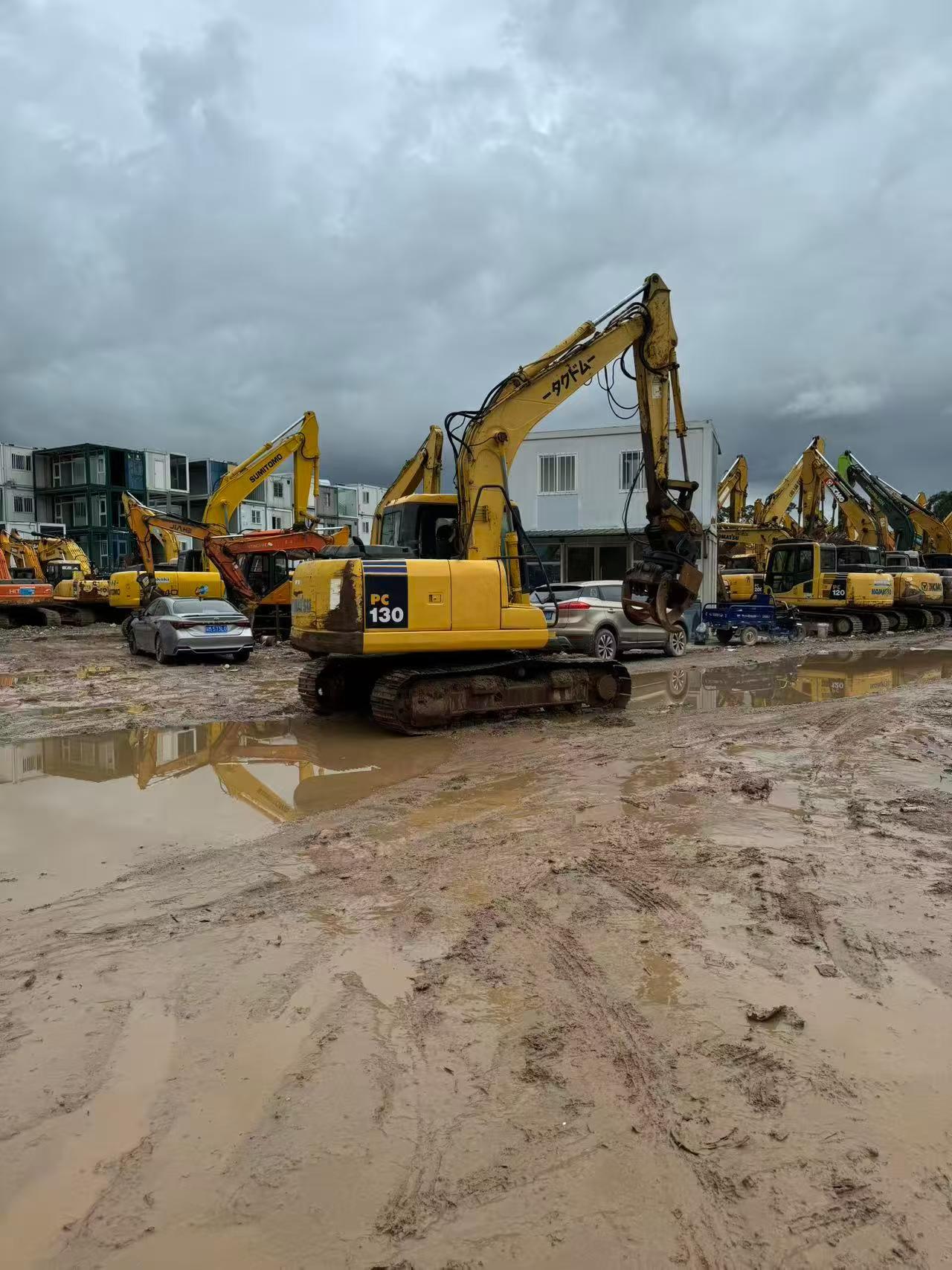 Buy Komatsu PC110-7 Used Excavator / 2