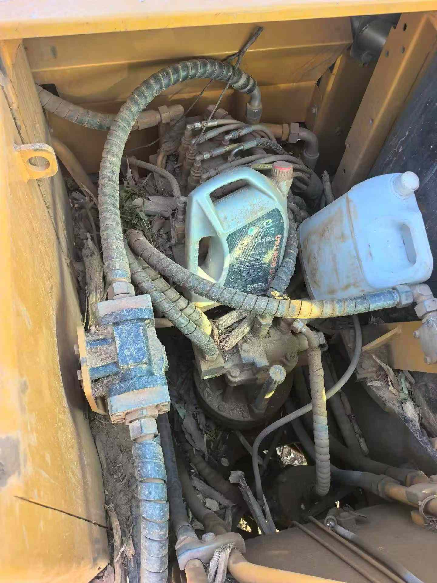 Buy Sany SY135 Used Excavator / 5