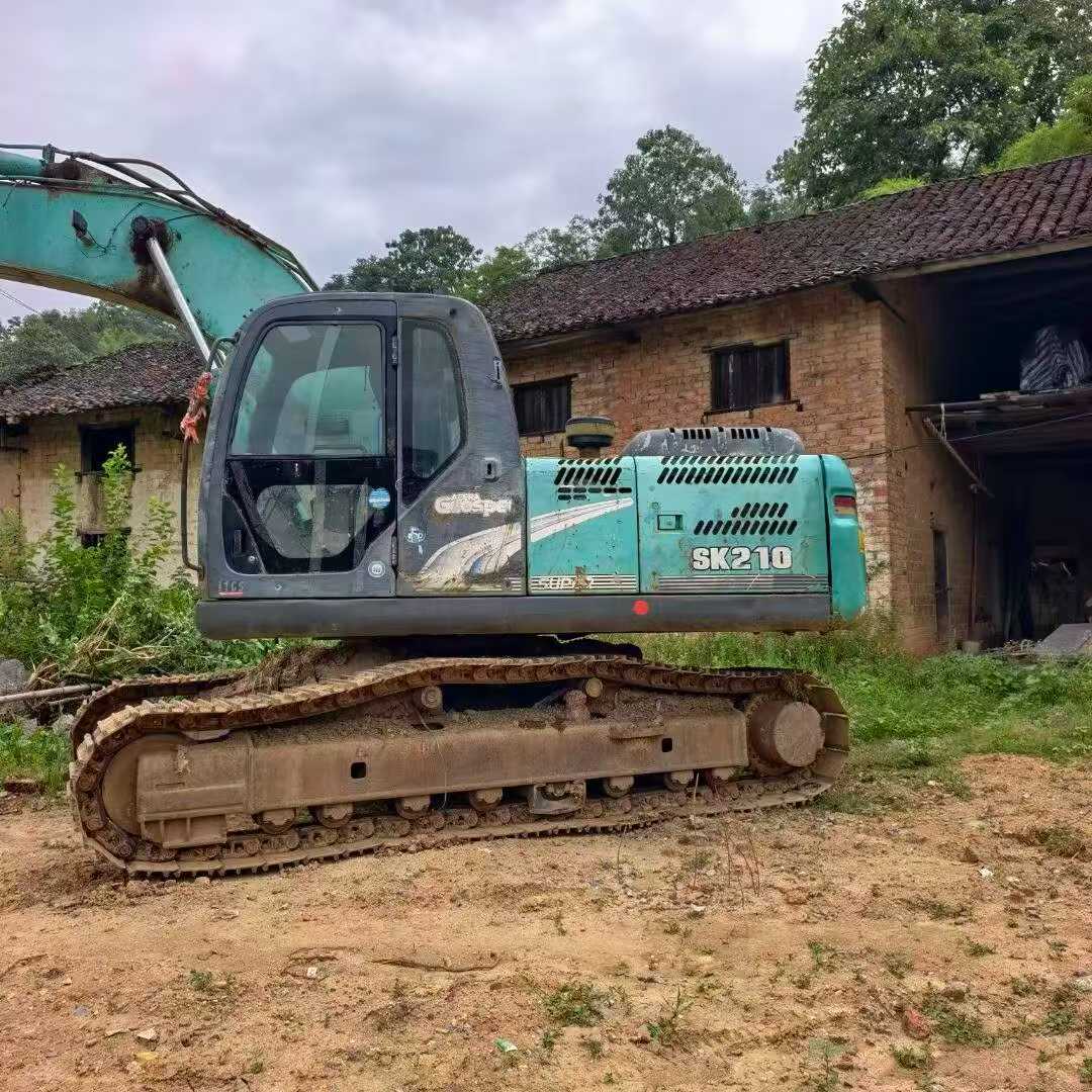Buy Kobelco SK210 Used Excavator / 3