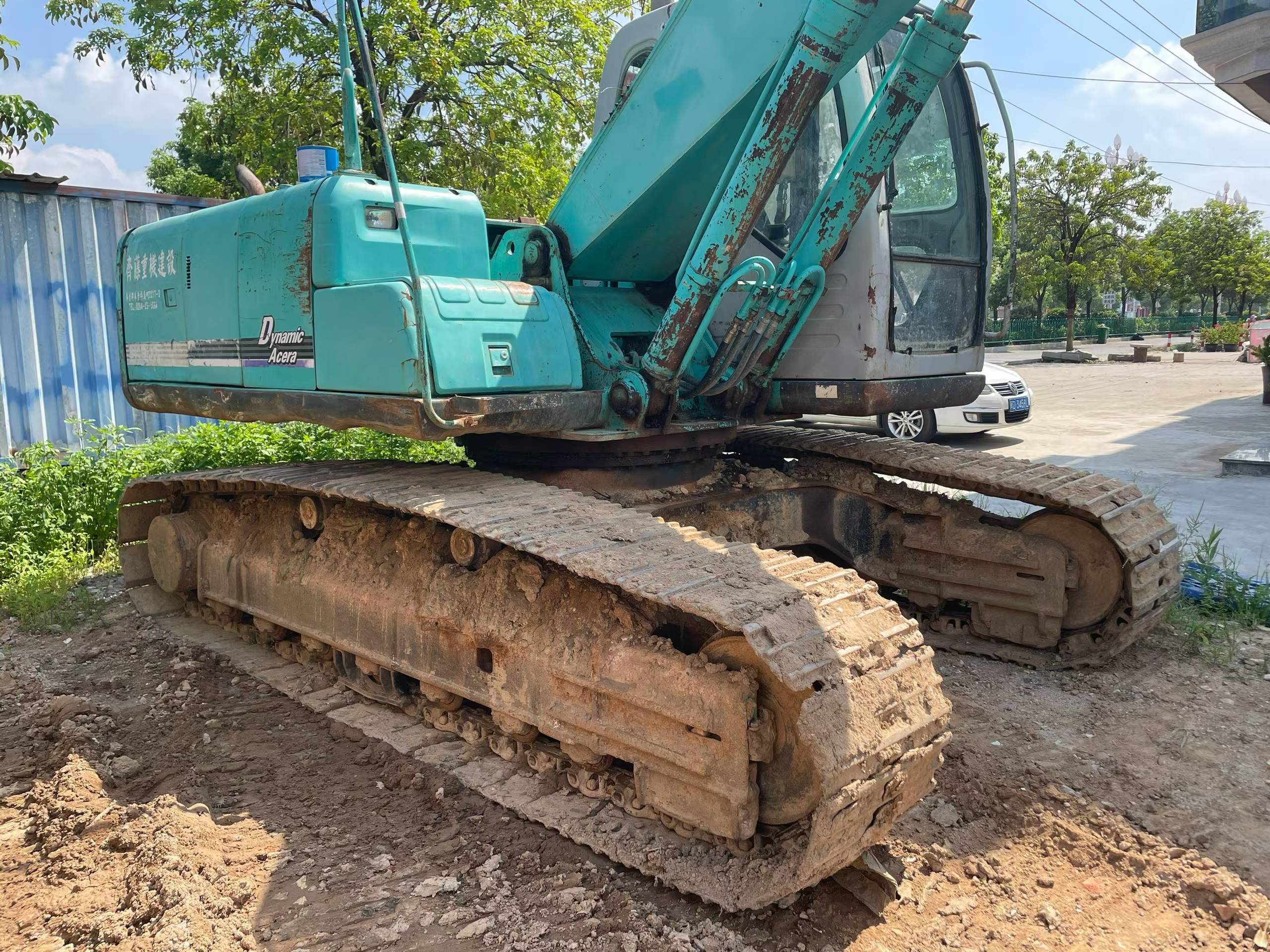 Buy Kobelco SK200-2 Used Excavator / 8