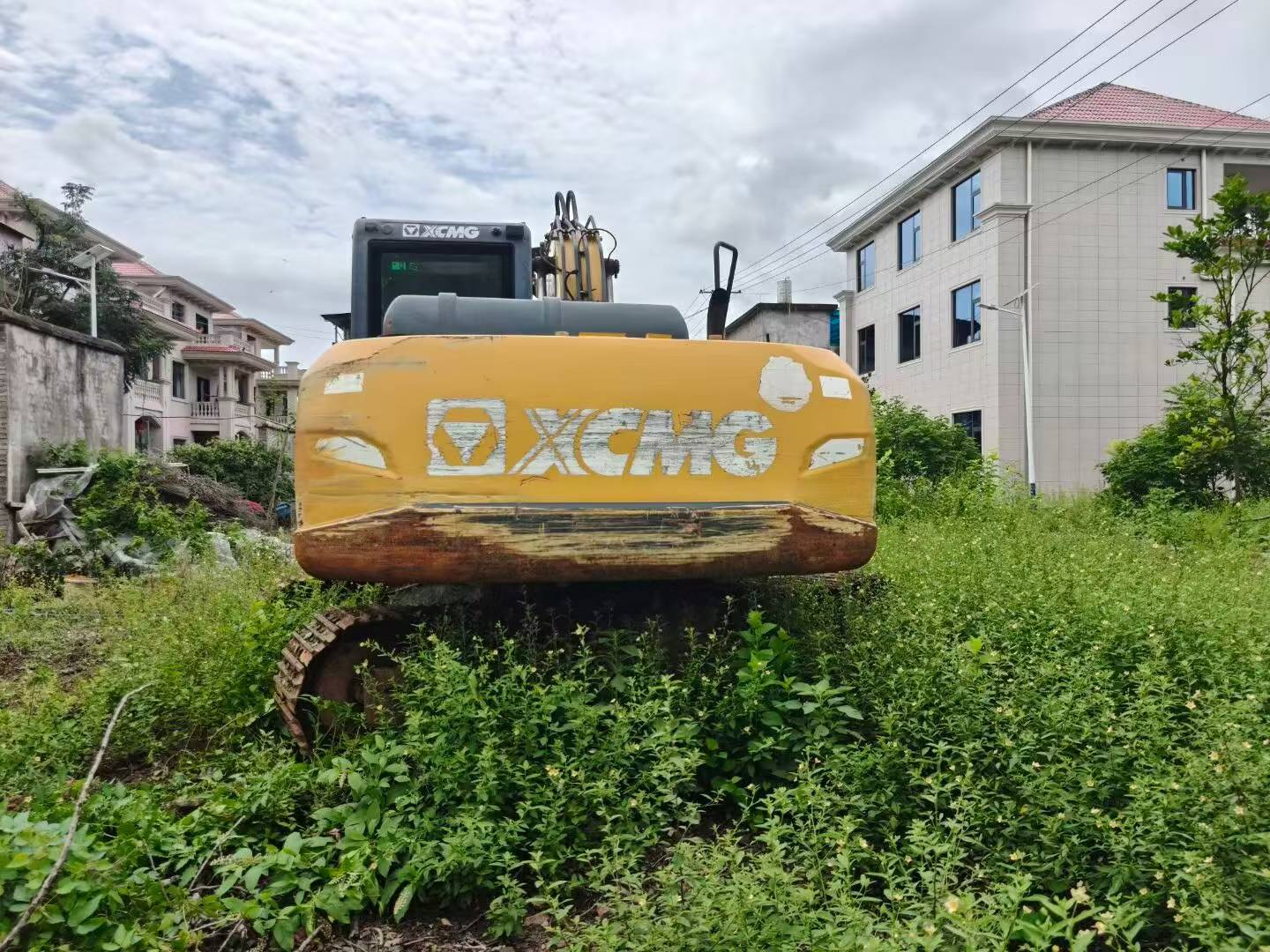 Buy XCMG XE135B Used Excavator / 3