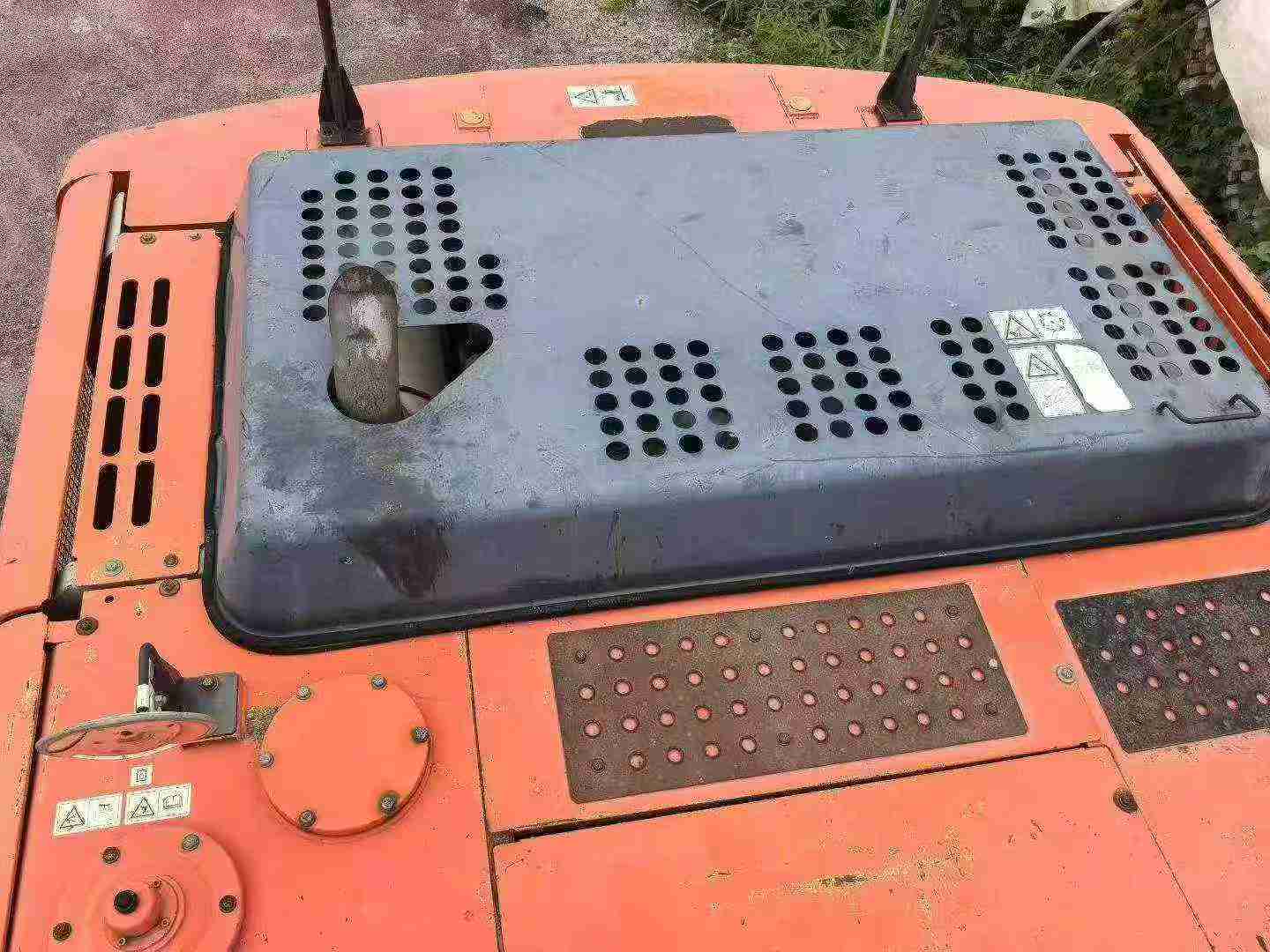 Buy Hitachi ZX240-3G Used Excavator / 2