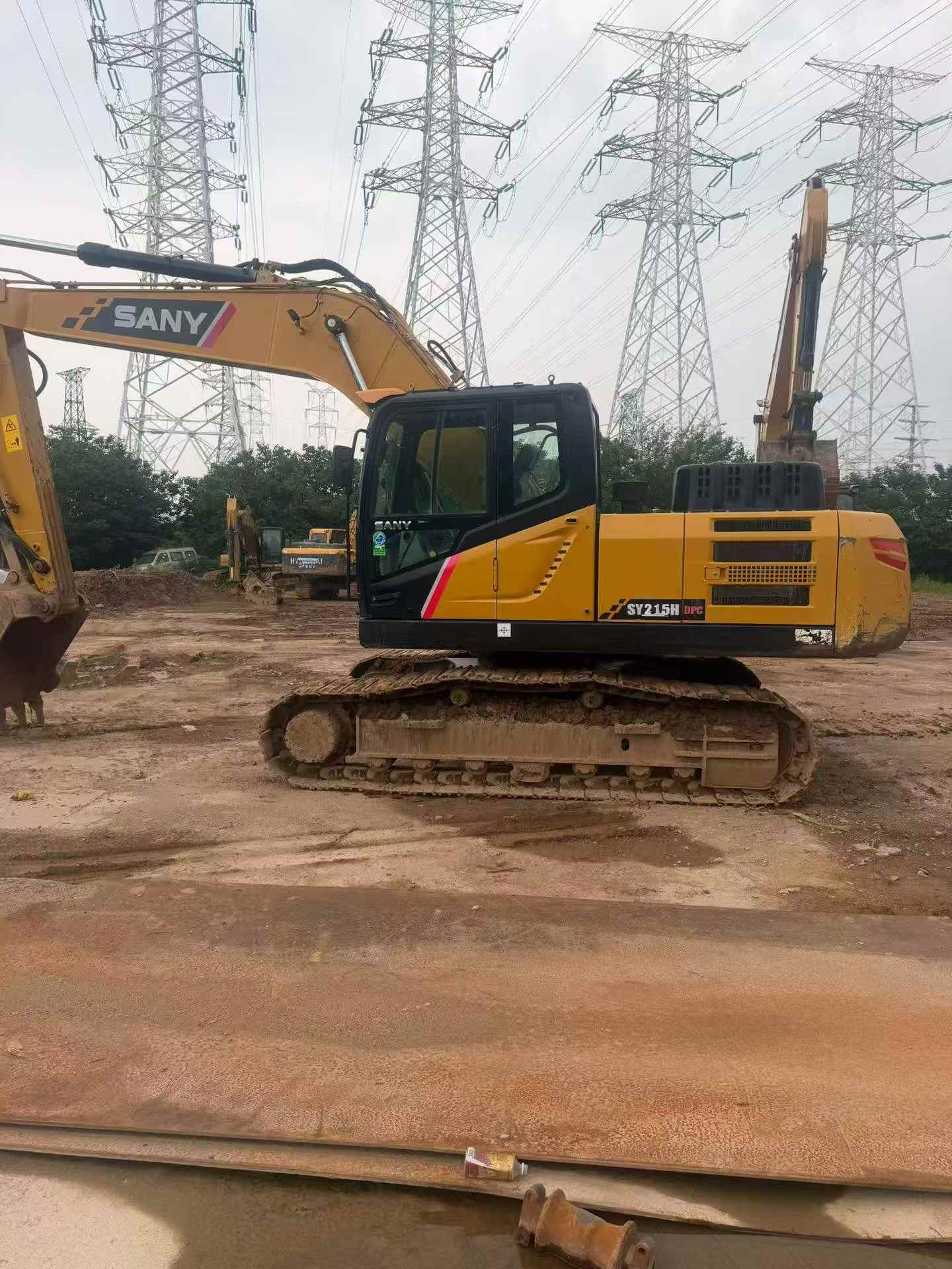 Buy Sany SY205H Used Excavator / 2