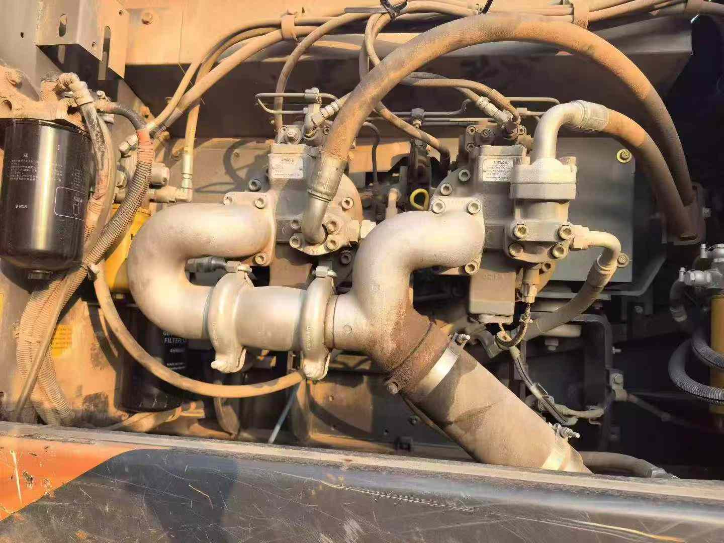 Купить Подержанный Экскаватор Hitachi ZX22U-2 / 3