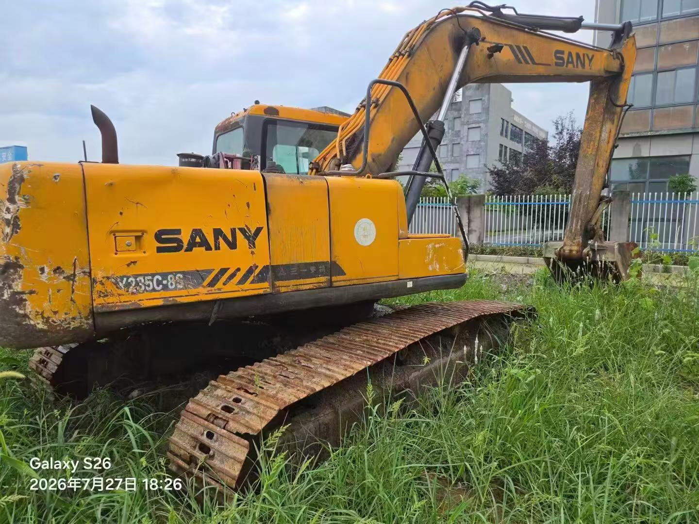 Buy Sany SY215C-8 Used Excavator / 3