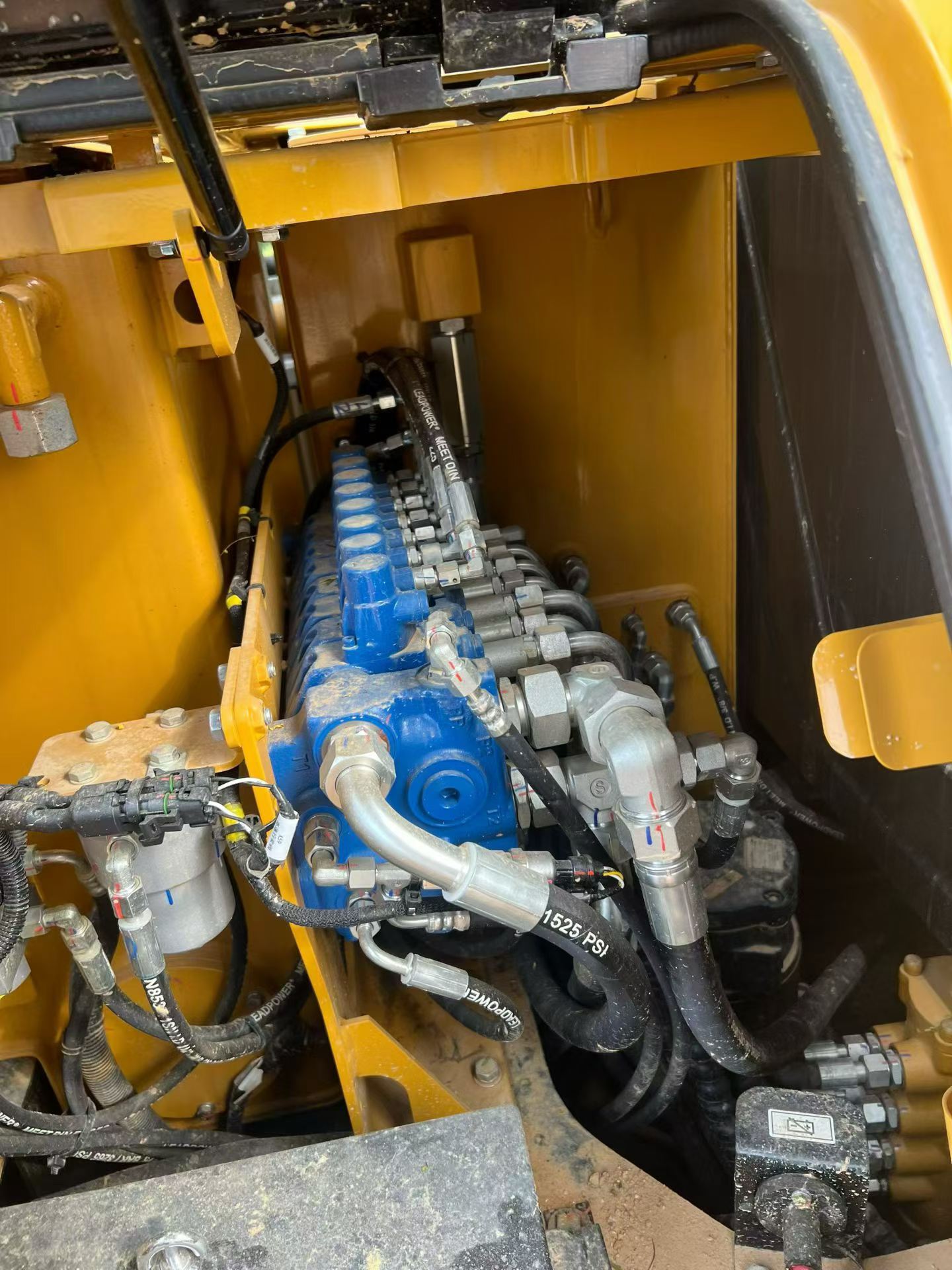 Buy Sany SY60 Used Excavator / 8