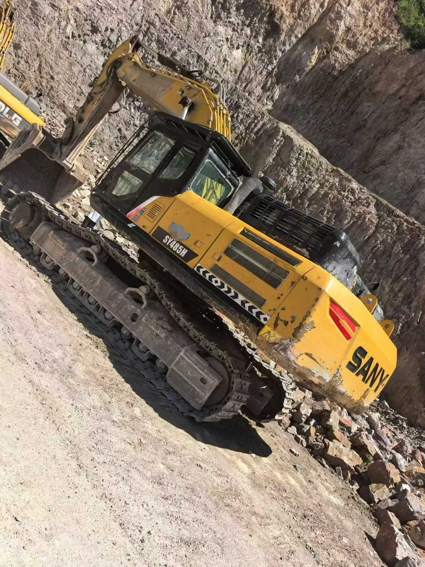 Buy Sany SY415H Used Excavator / 2