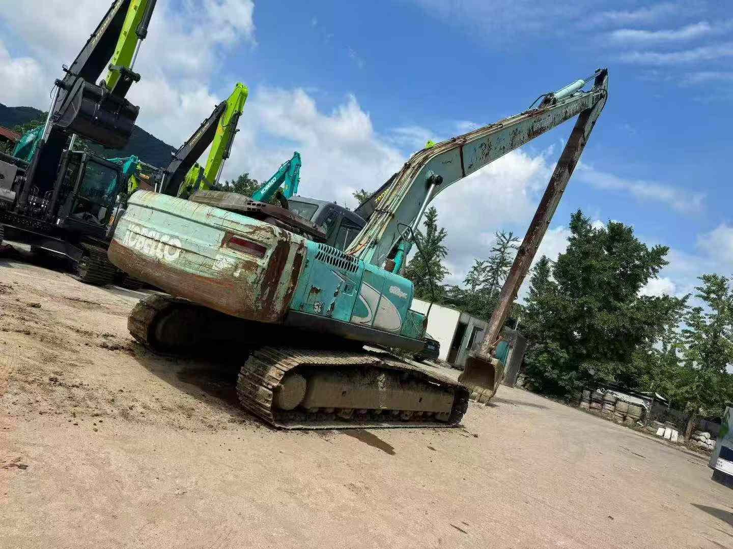 Buy Kobelco SK260 Used Excavator / 3