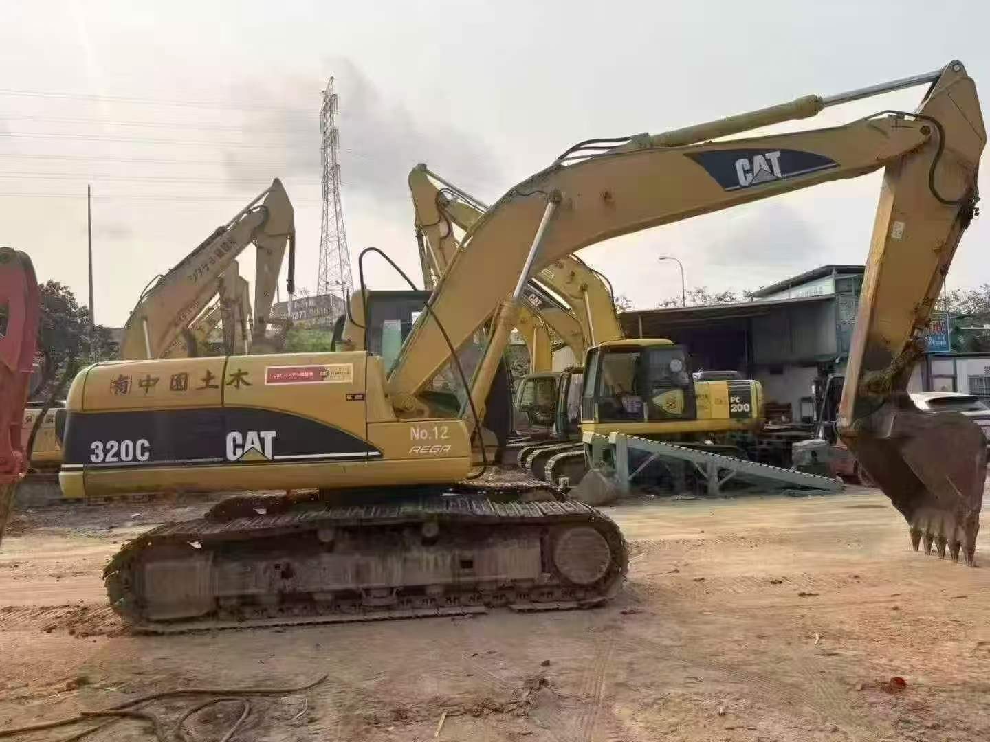 Buy Caterpillar 320C Used Excavator / 2