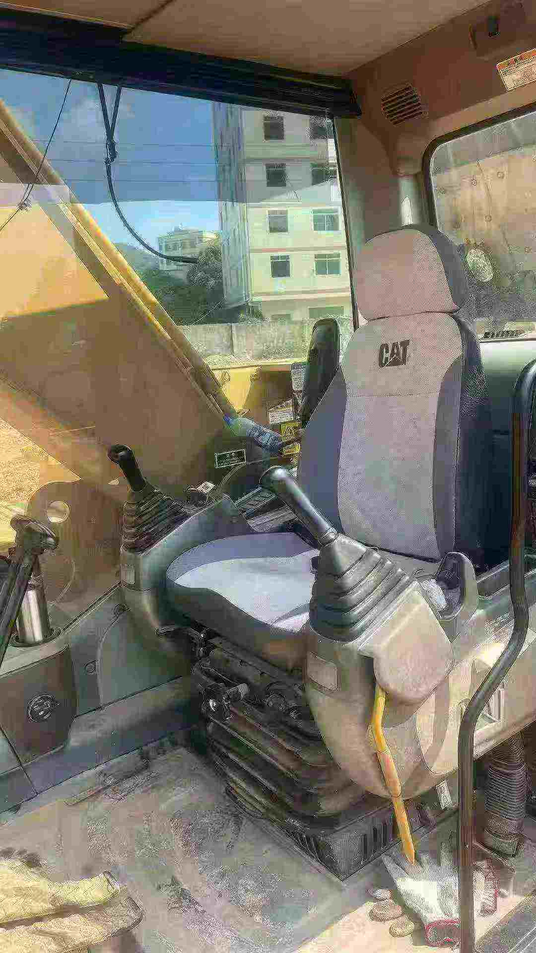 Buy Caterpillar 324D Used Excavator / 9
