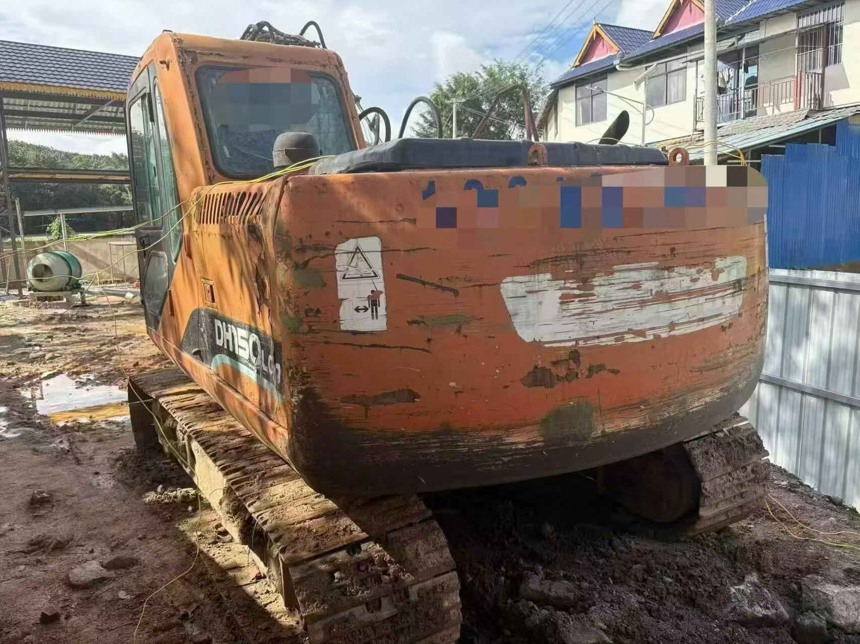 Buy Doosan DH150-7 Used Excavator / 2