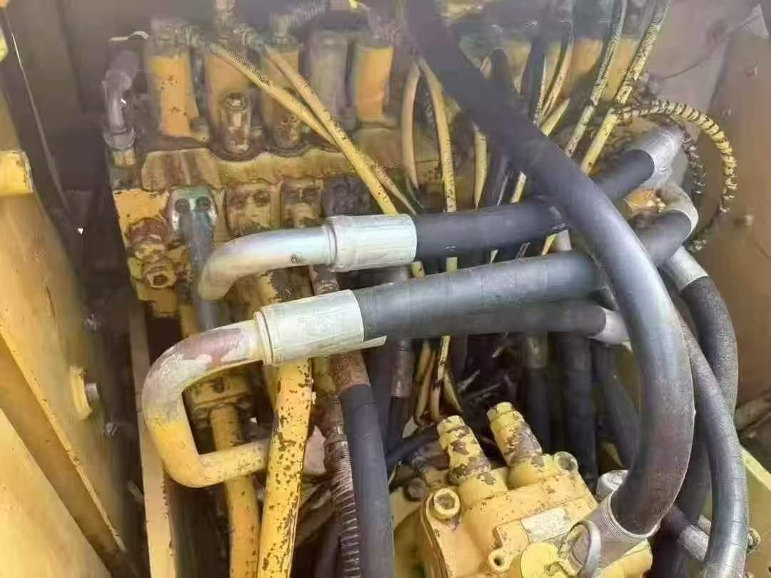Buy Caterpillar 320C Used Excavator / 8