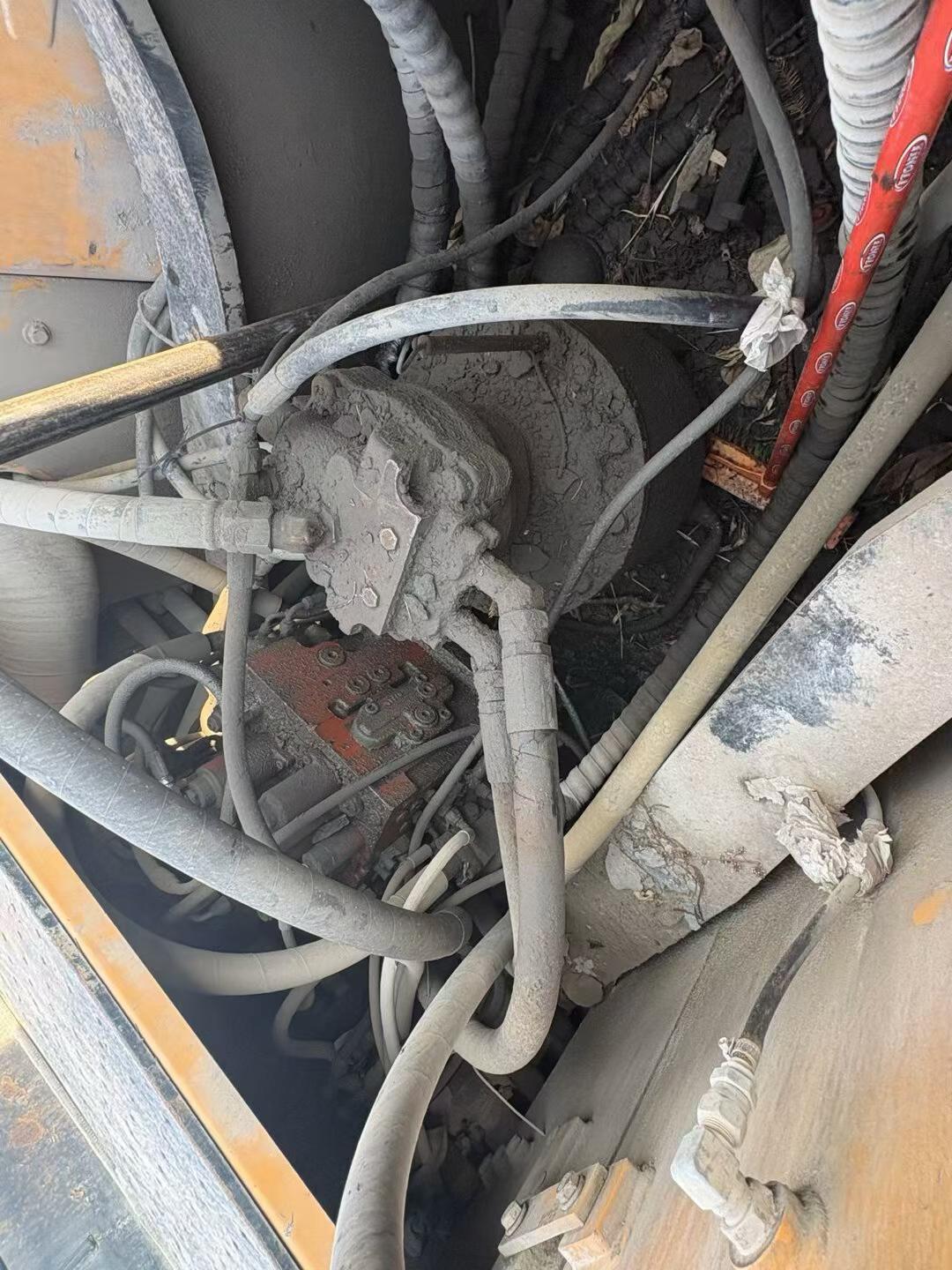 Buy Hyundai R335-7 Used Excavator / 8
