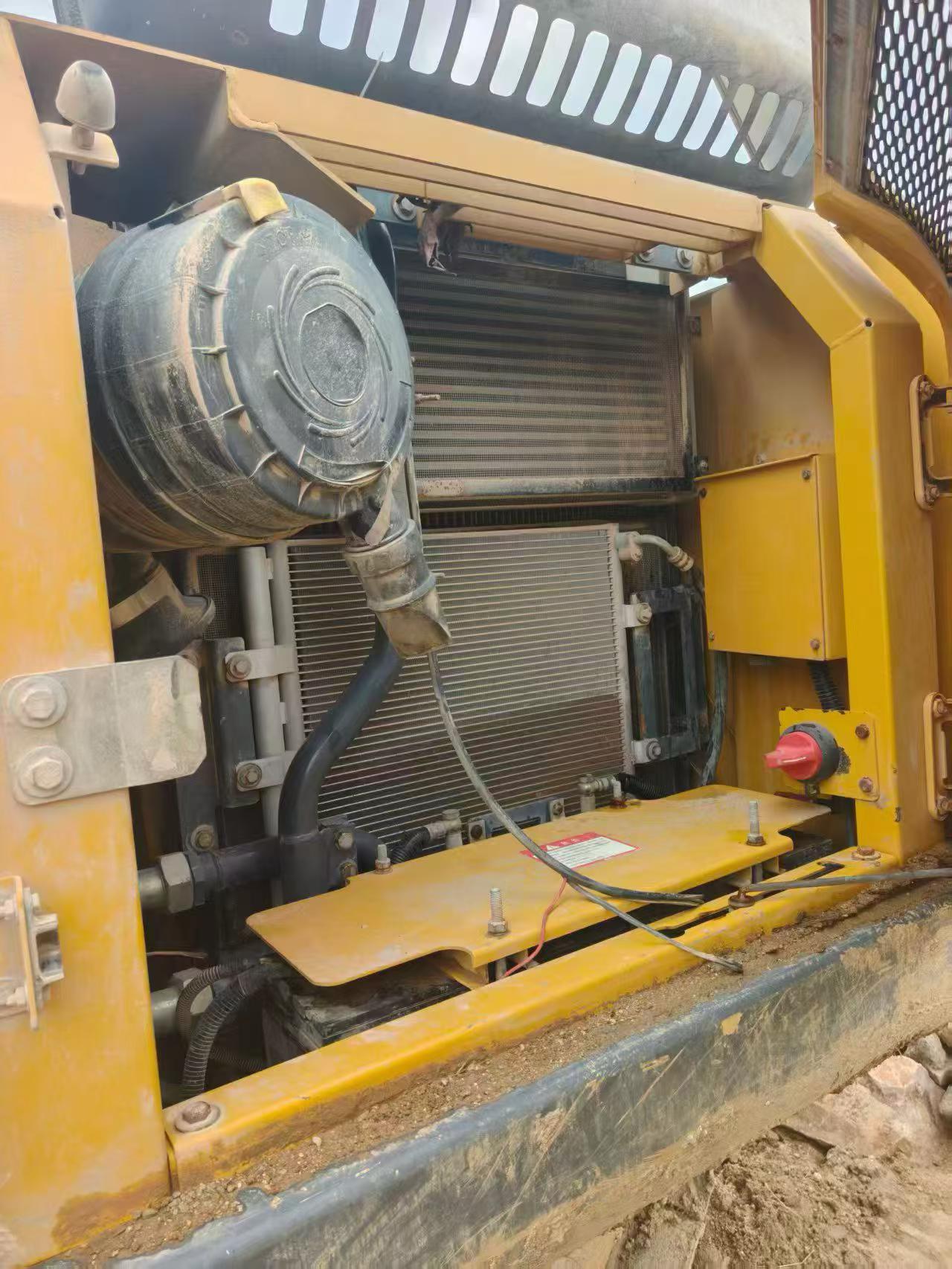 Buy XCMG XE135B Used Excavator / 7