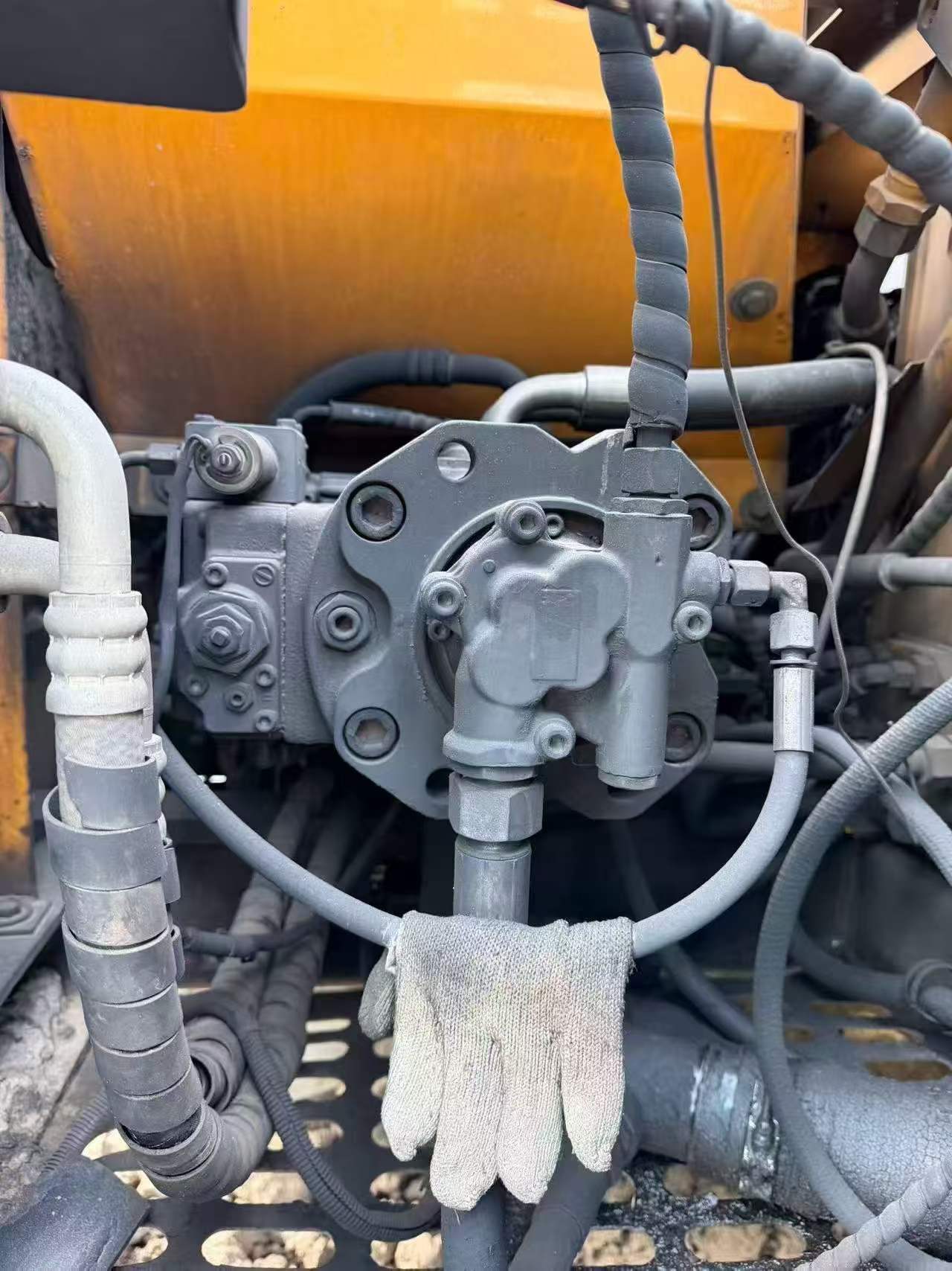 Buy Sany SY135-8S Used Excavator / 5