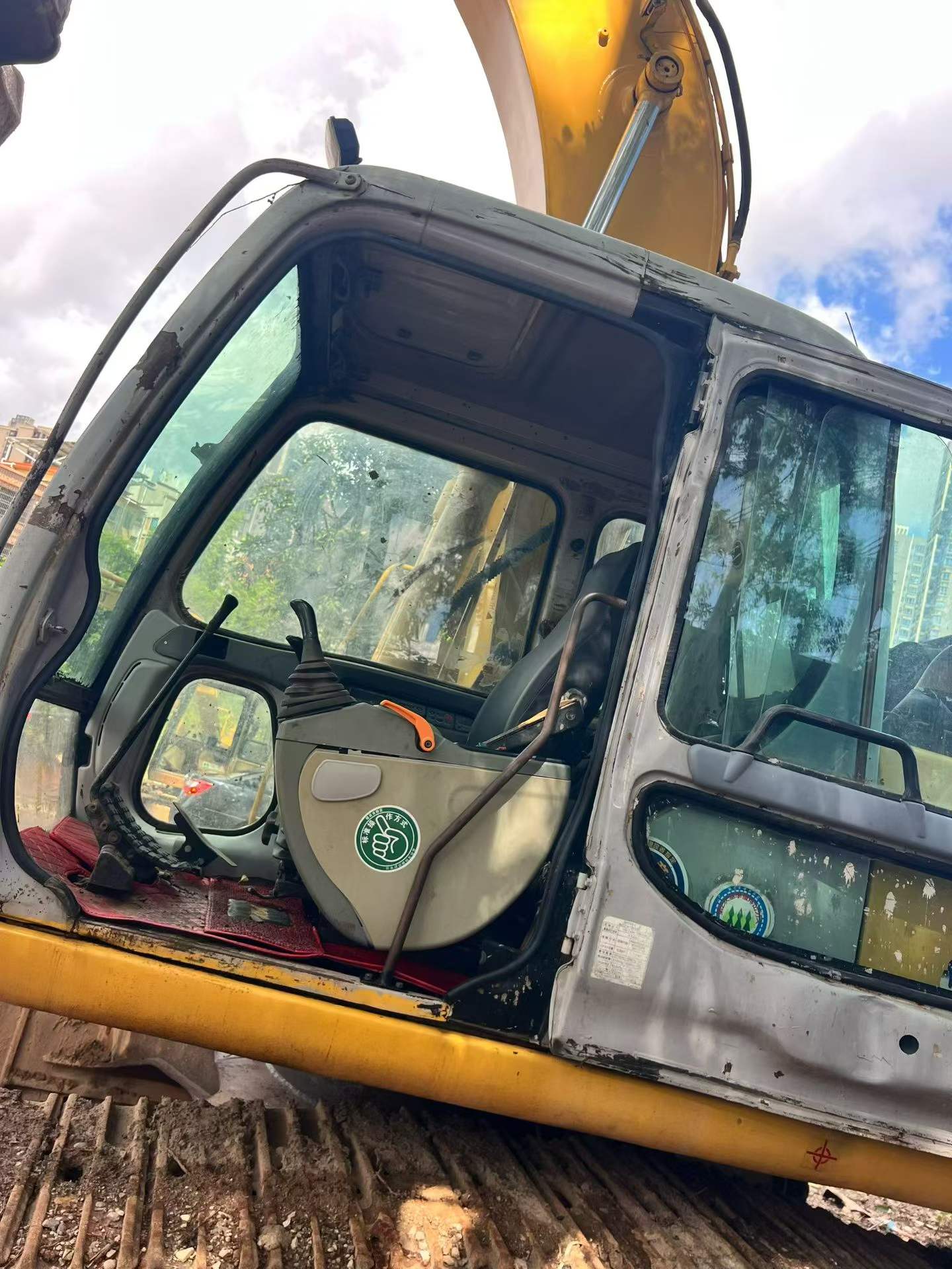 Buy Sumitomo SH200A3 Used Excavator / 4