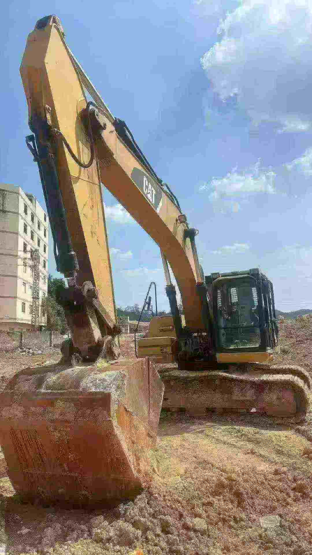 Buy Caterpillar 324D Used Excavator / 3