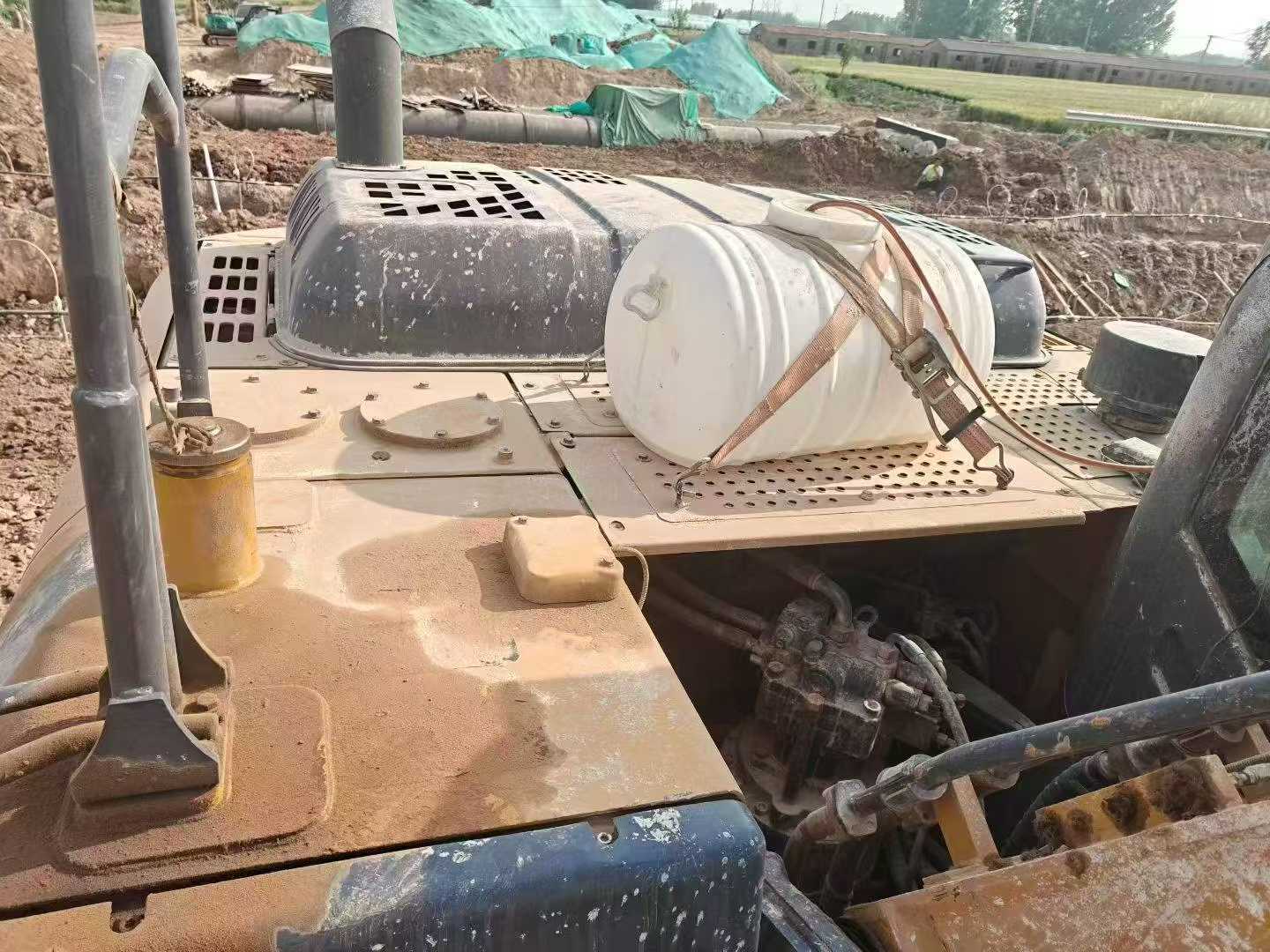 Buy XCMG XE215DA Used Excavator / 4
