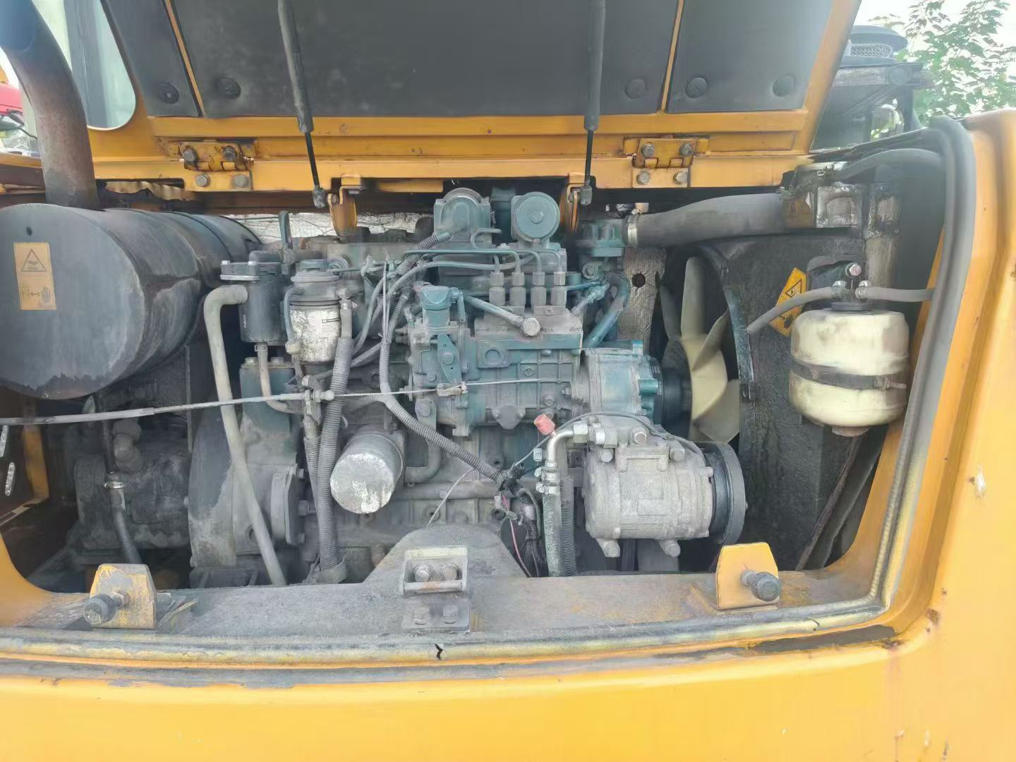 Buy Sany SY95C Used Excavator / 6