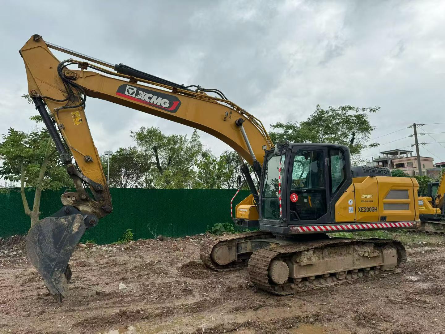 Buy XCMG XE200 Used Excavator / 2