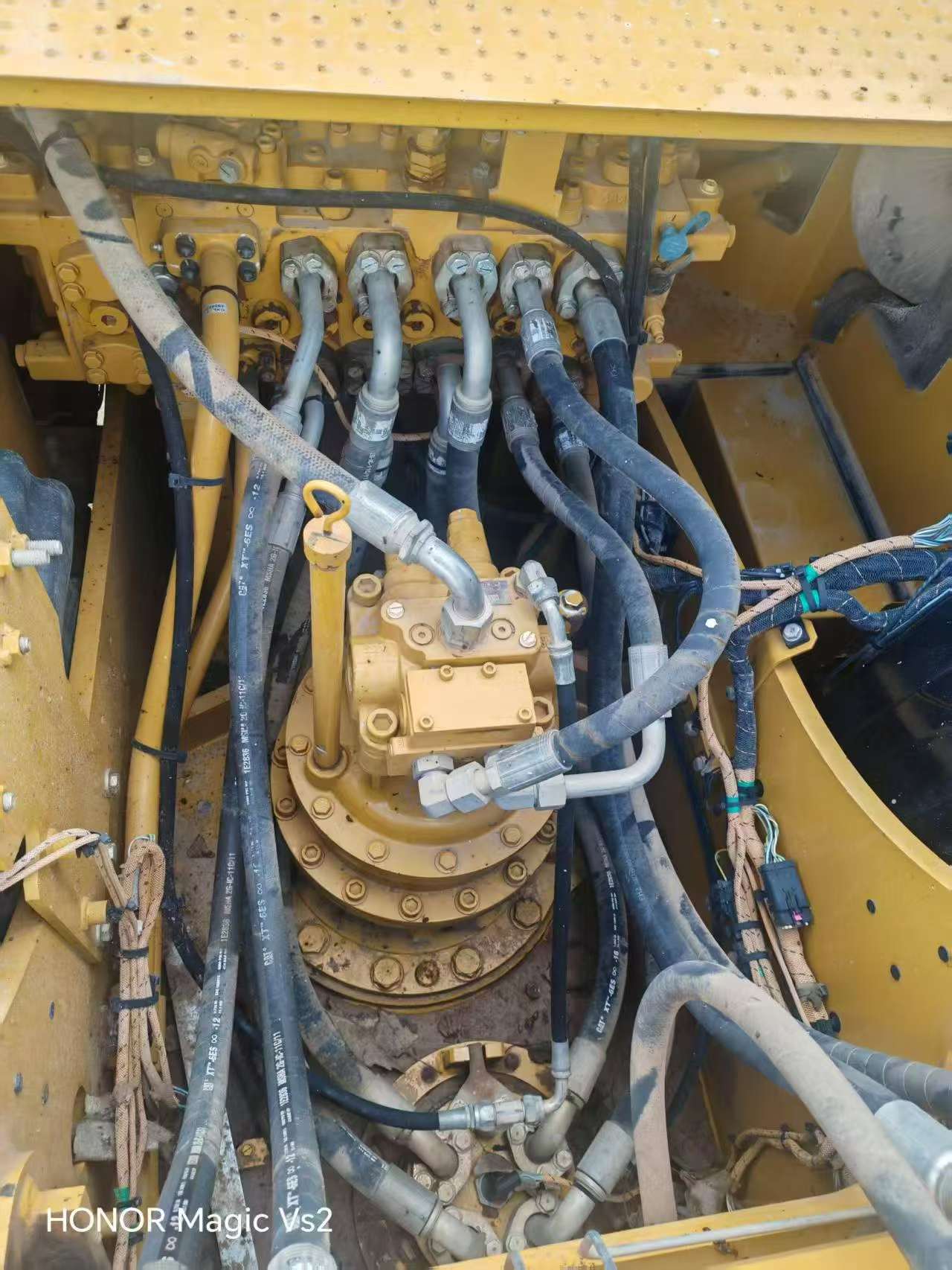 Buy Caterpillar 323 Used Excavator / 3