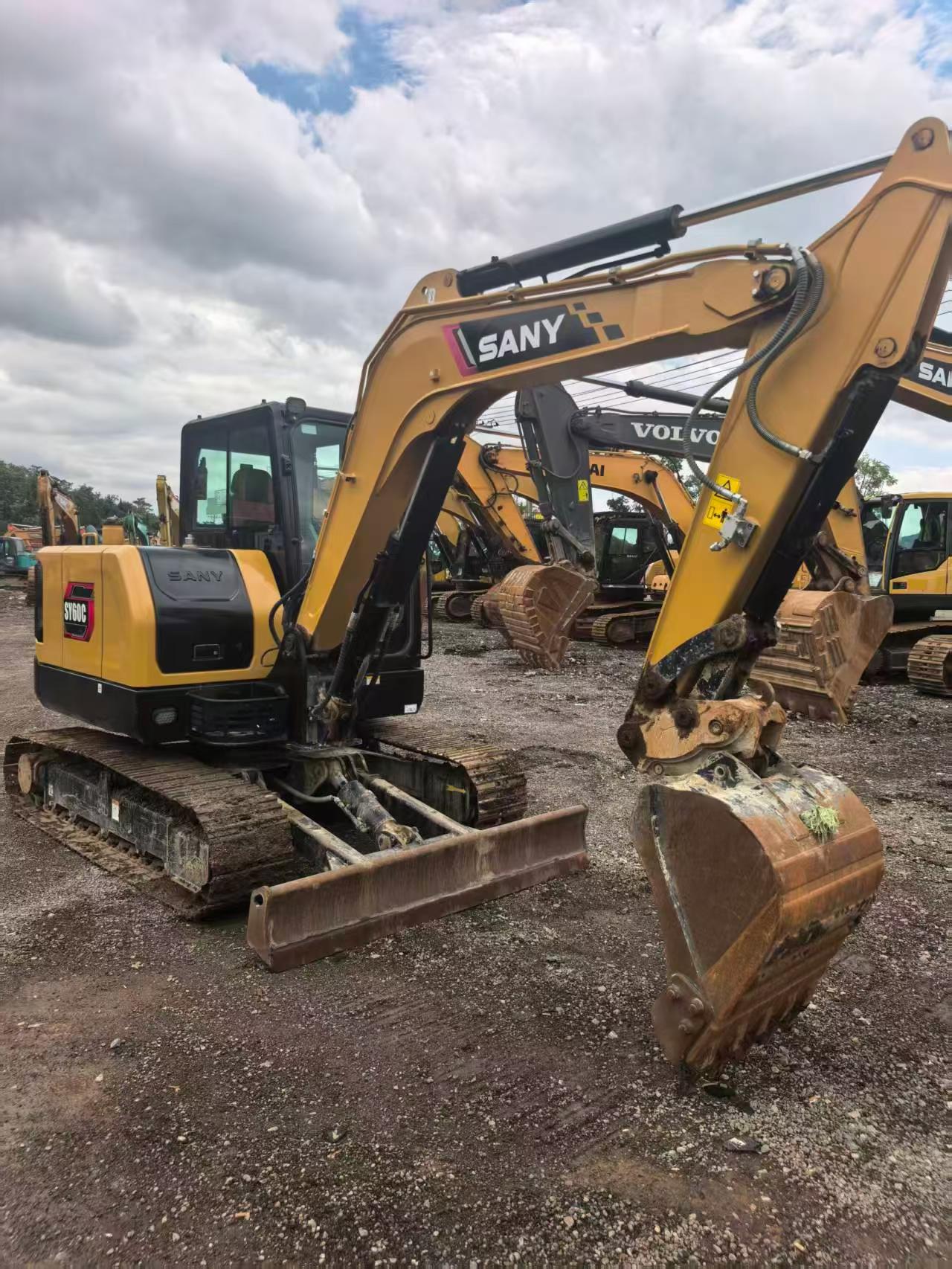 Buy Sany SY60 Used Excavator / 4