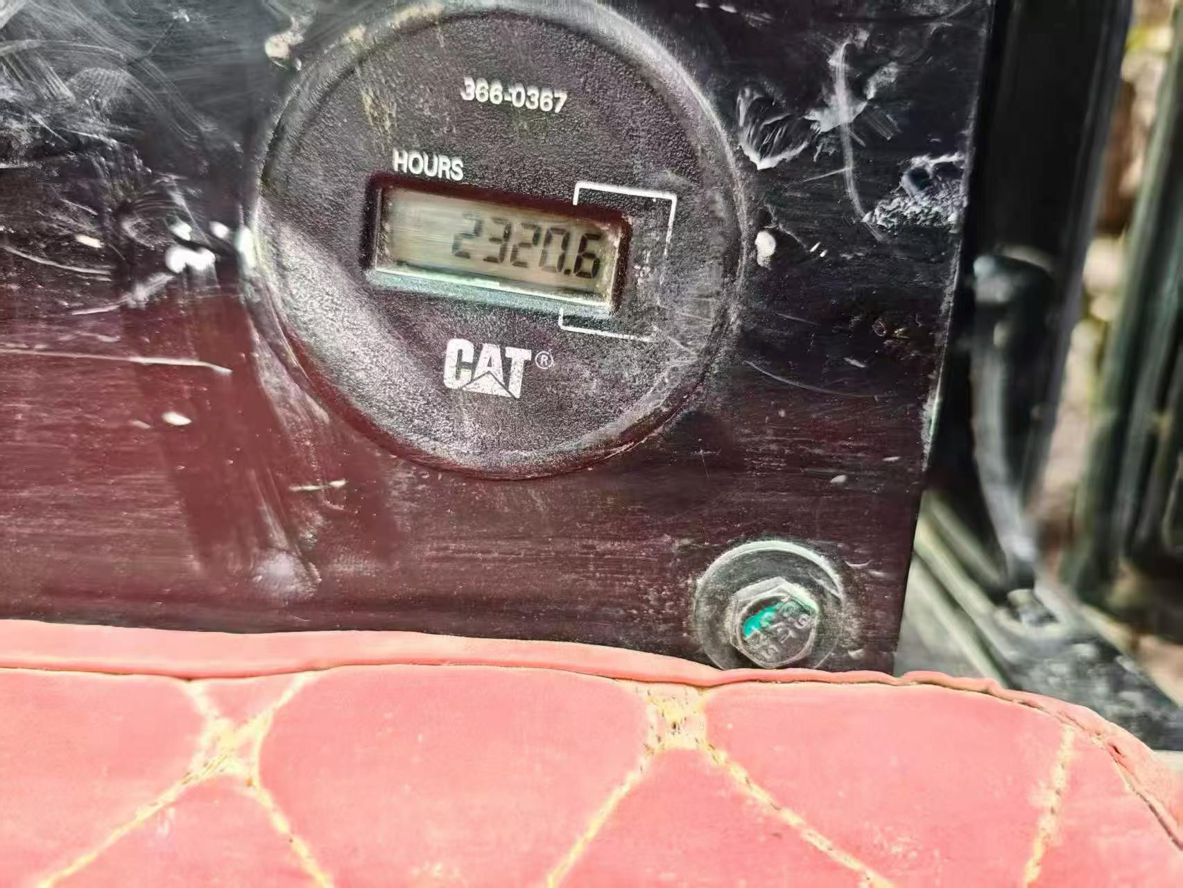 Buy Caterpillar Used Excavator / 7
