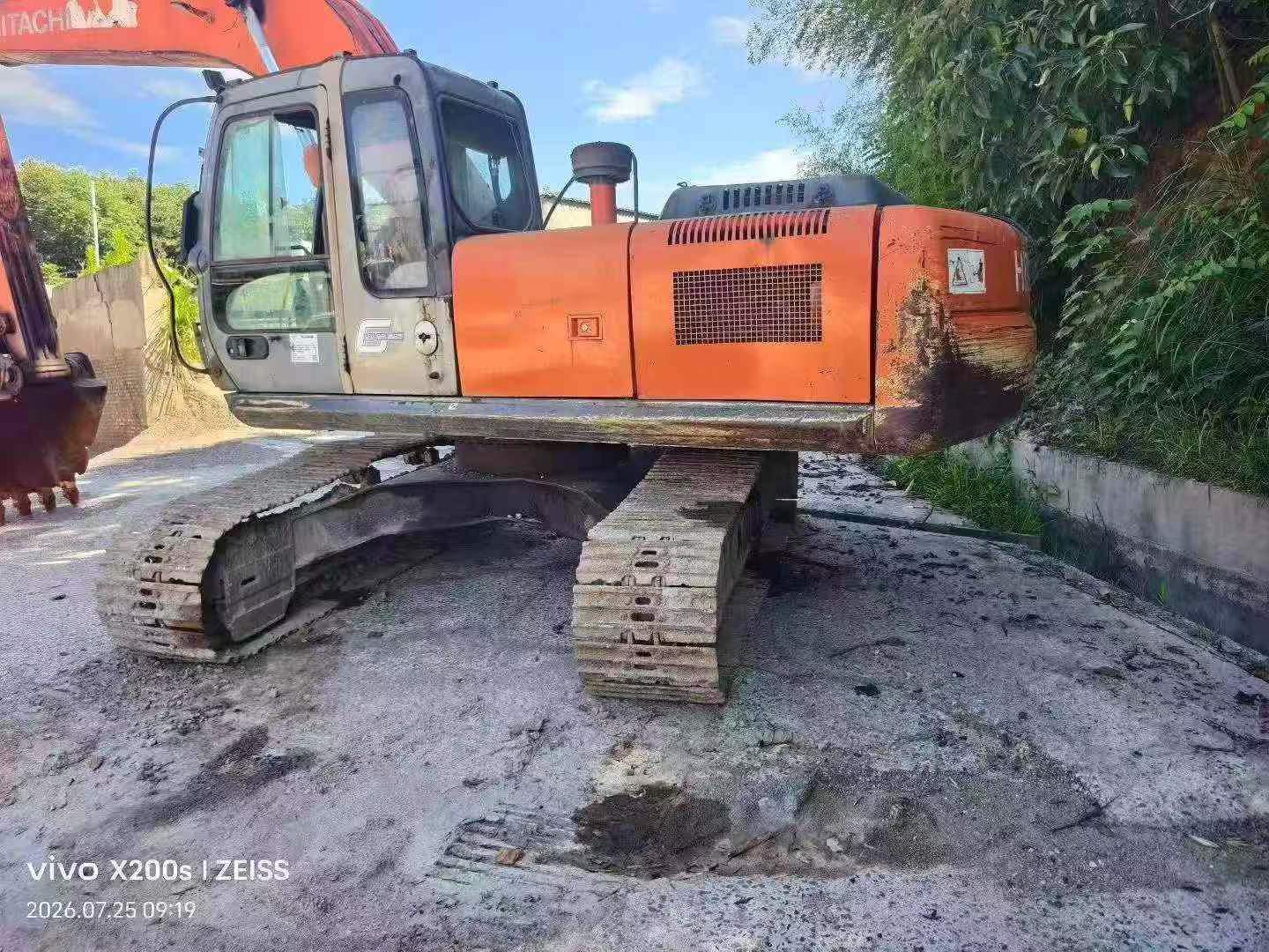 Buy Hitachi EX250-5 Used Excavator / 2