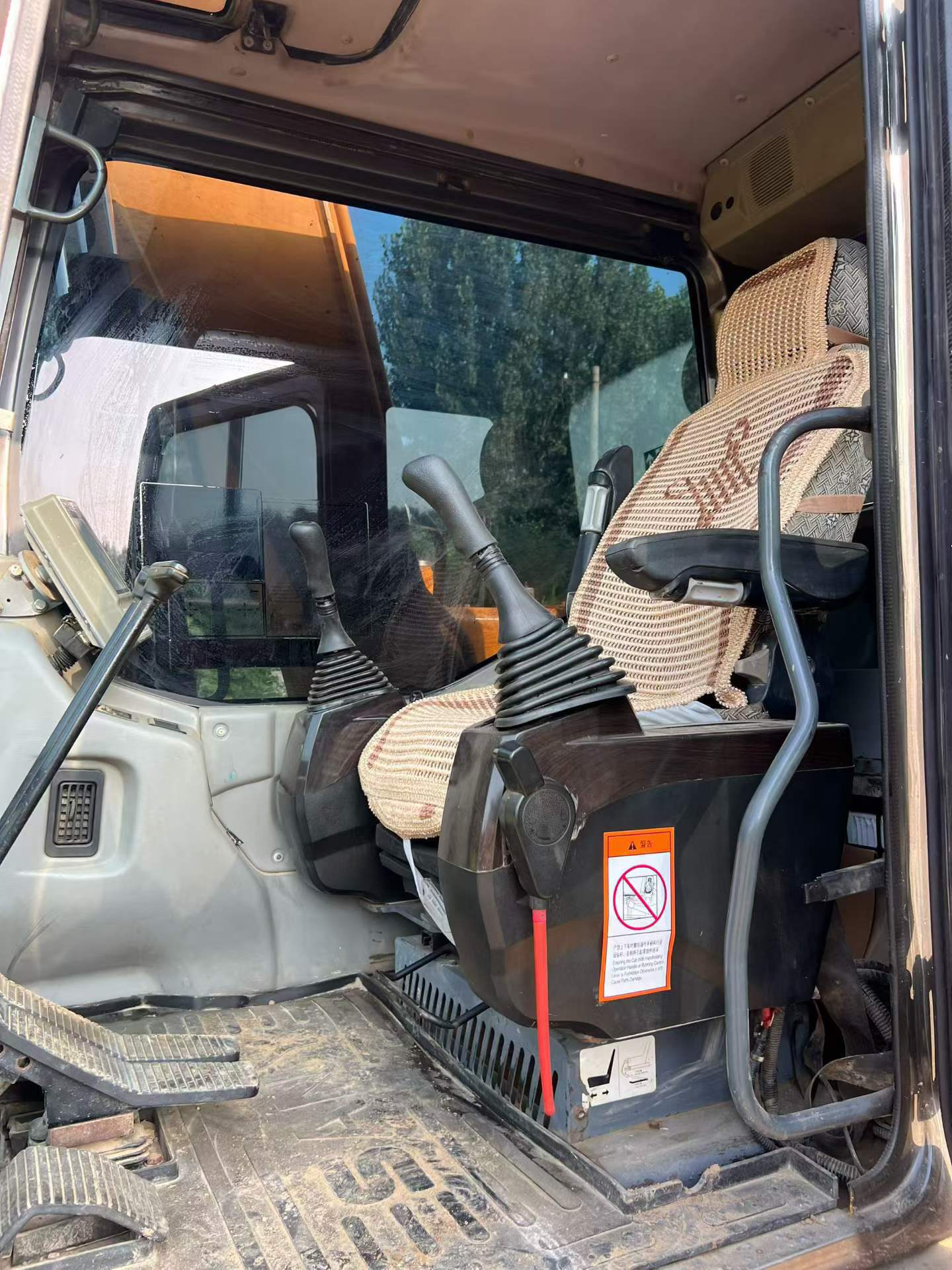 Buy Sany SY135 Used Excavator / 8