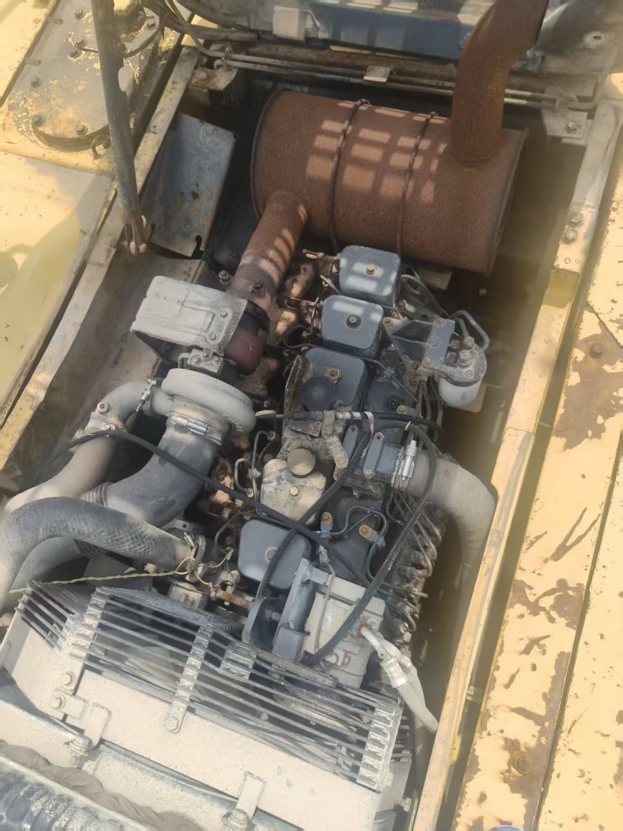Buy Komatsu PC220-7 Used Excavator / 3