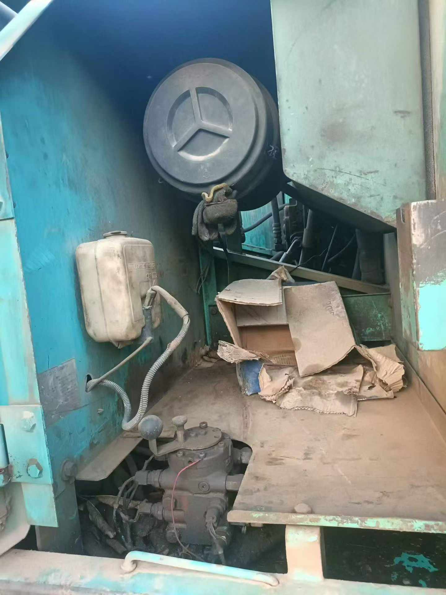 Buy Kobelco SK200 Used Excavator / 7