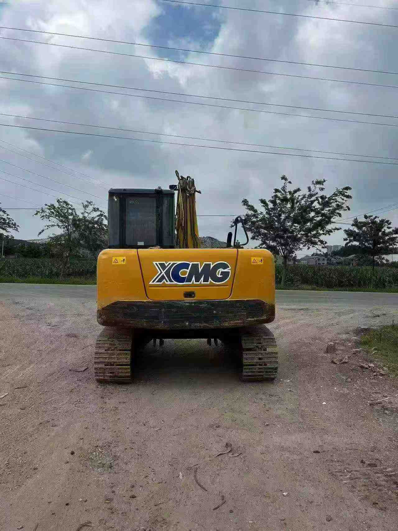 Buy XCMG XE85C Used Excavator / 2