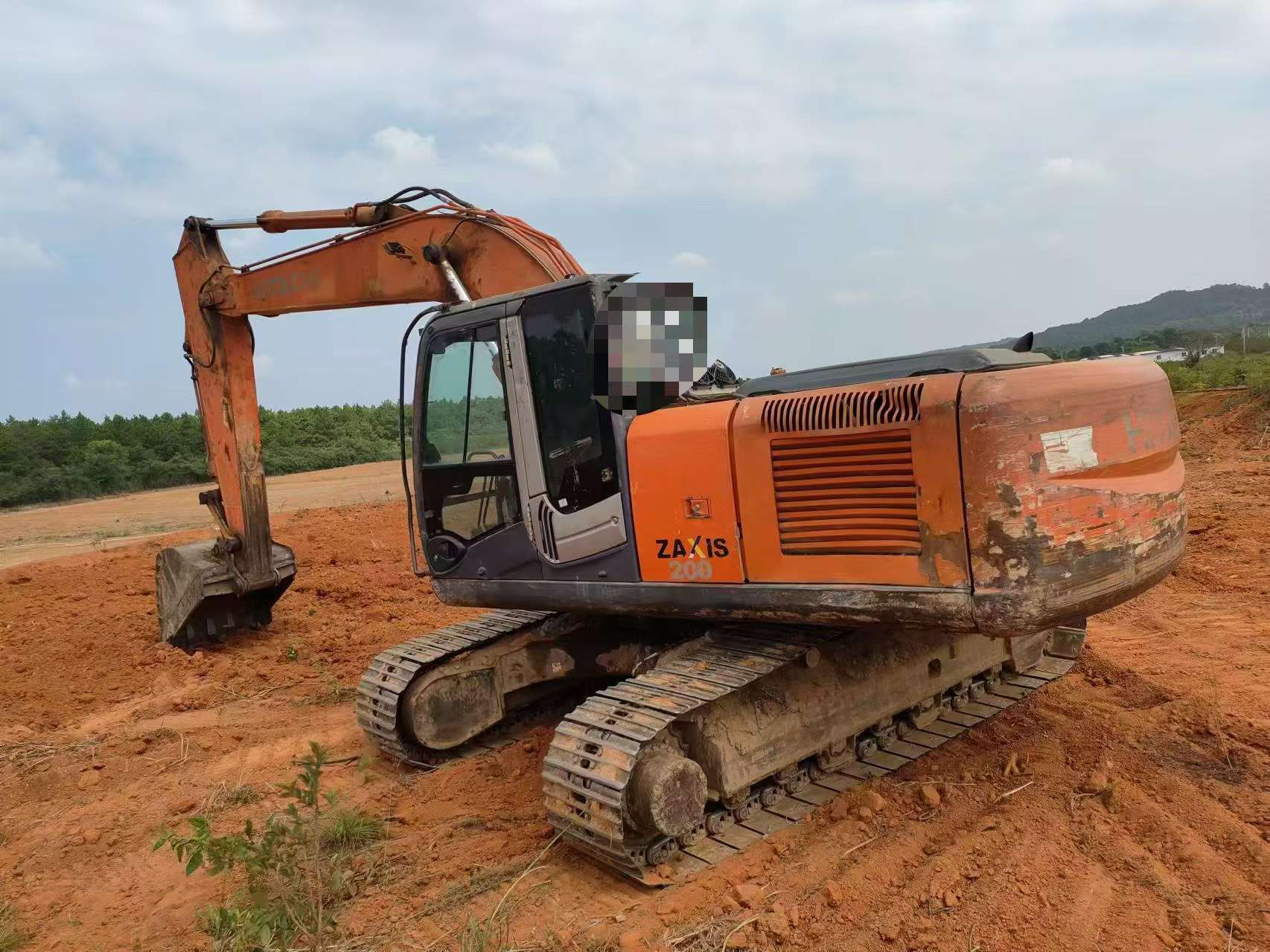Buy Hitachi EX200-3 Used Excavator / 8