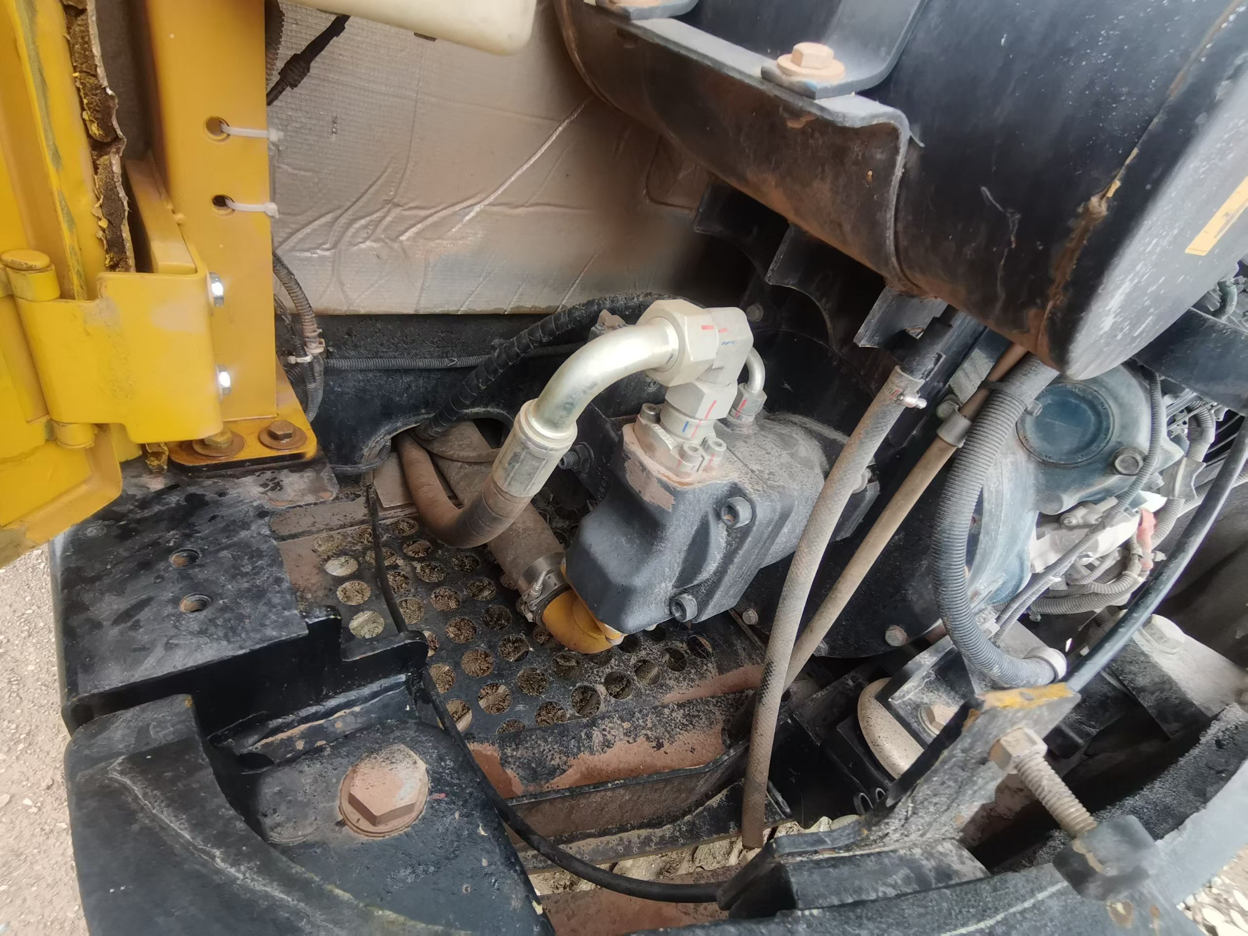 Buy Sany SY60 Used Excavator / 6
