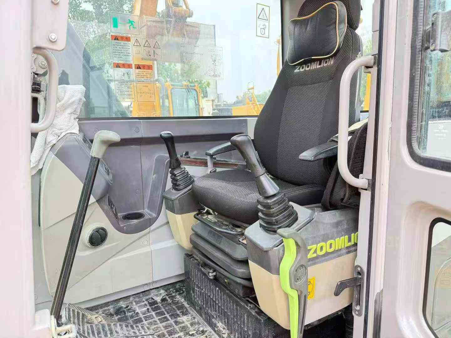 Buy Yanmar Used Excavator / 9
