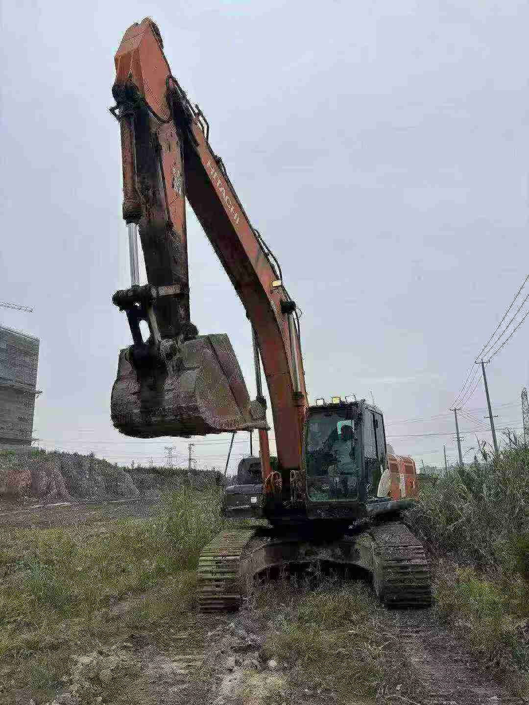 Buy Hitachi ZX330-5B Used Excavator / 3
