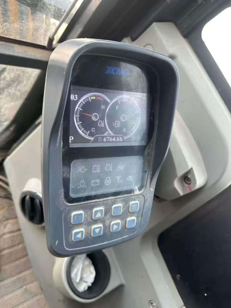 Buy XCMG XE60 Used Excavator / 5