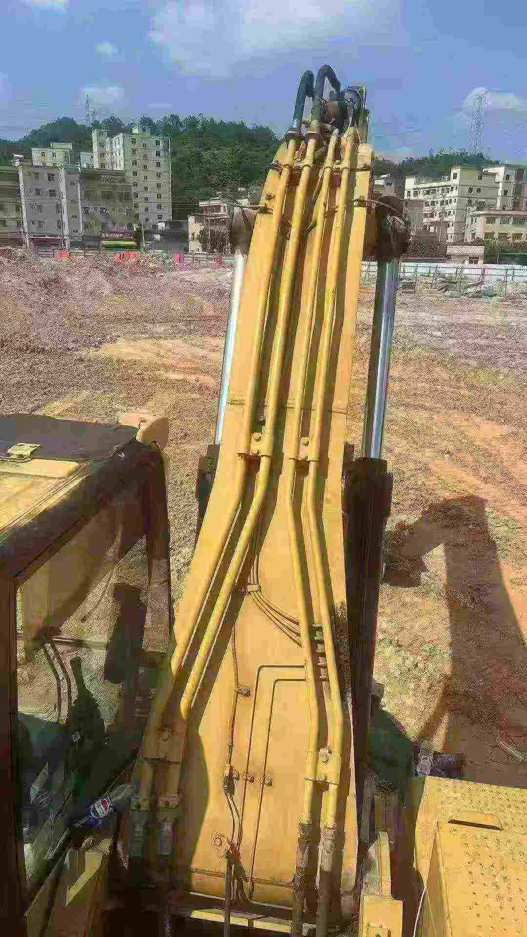 Buy Caterpillar 324D Used Excavator / 8