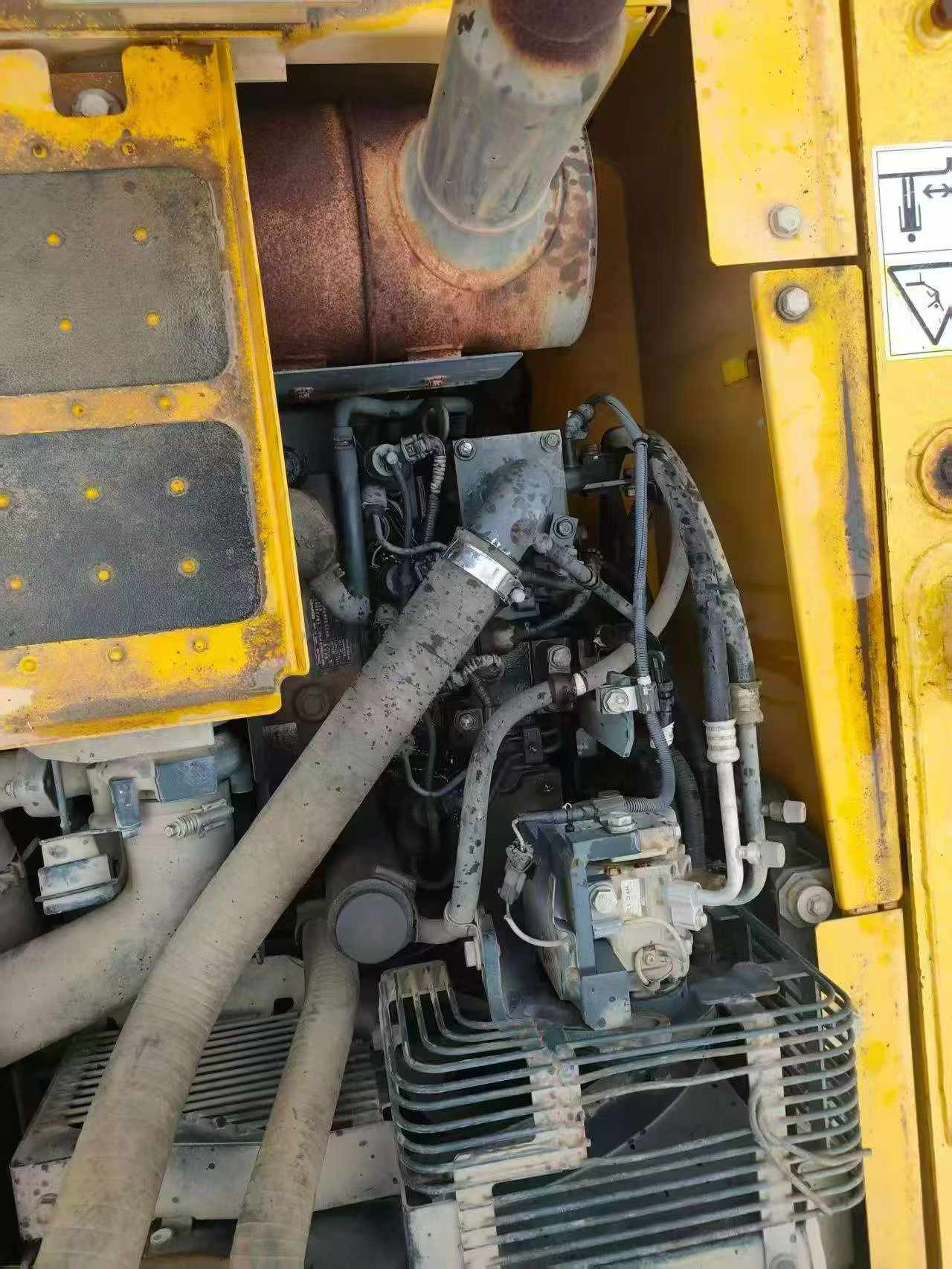 Buy Komatsu PC130-8 Used Excavator / 6