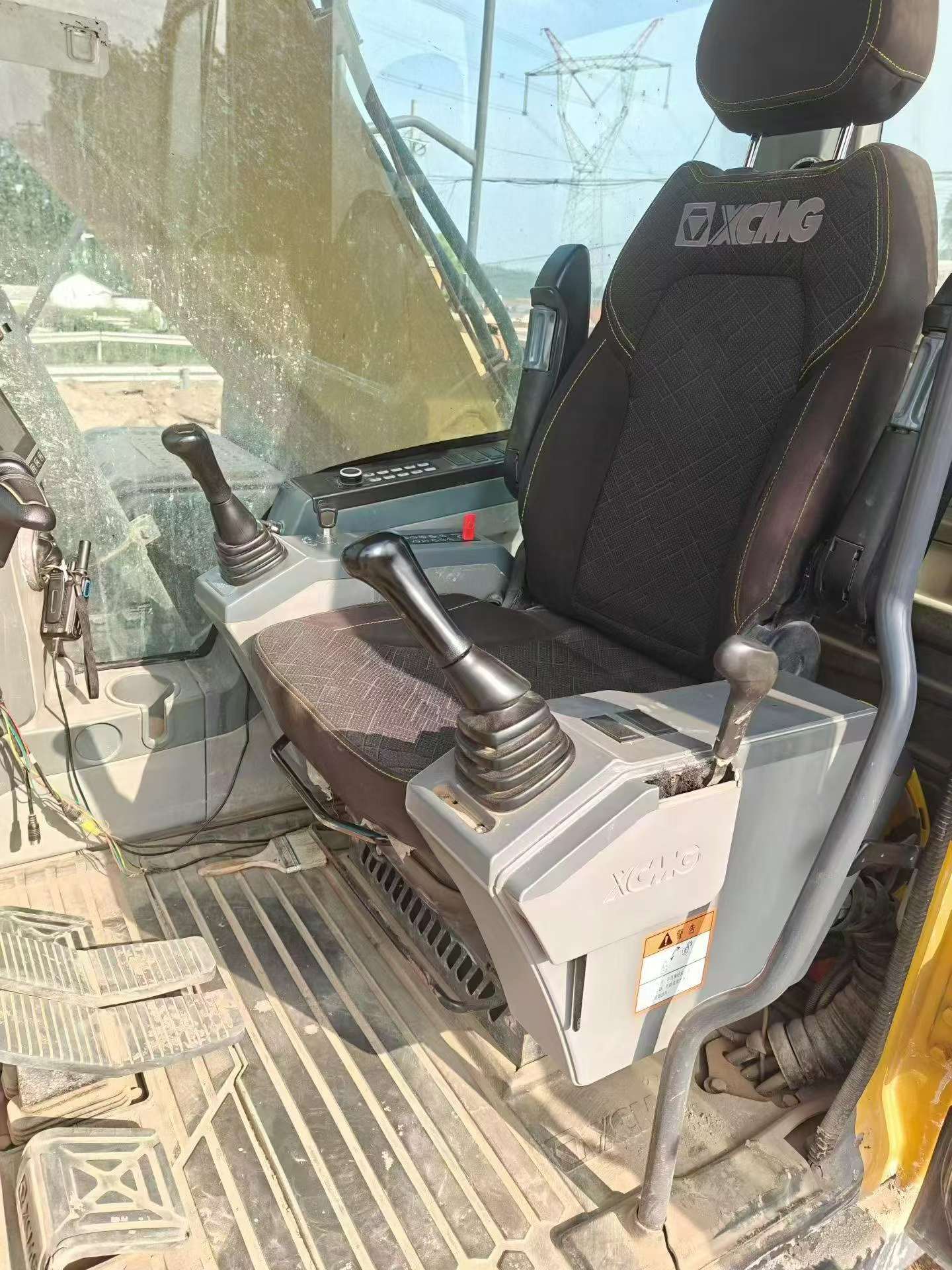 Buy XCMG XE215DA Used Excavator / 7