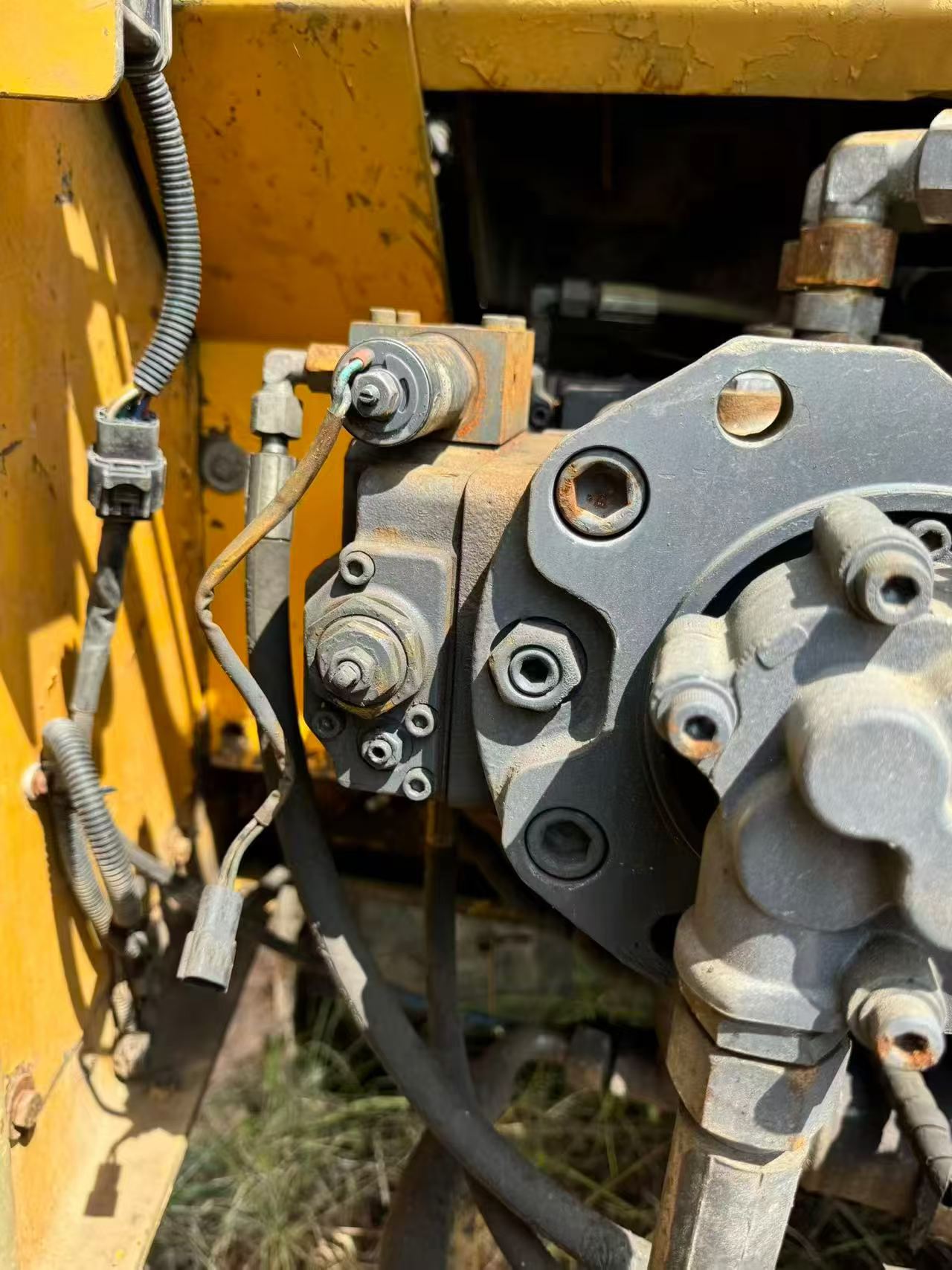 Buy XCMG XE150 Used Excavator / 4