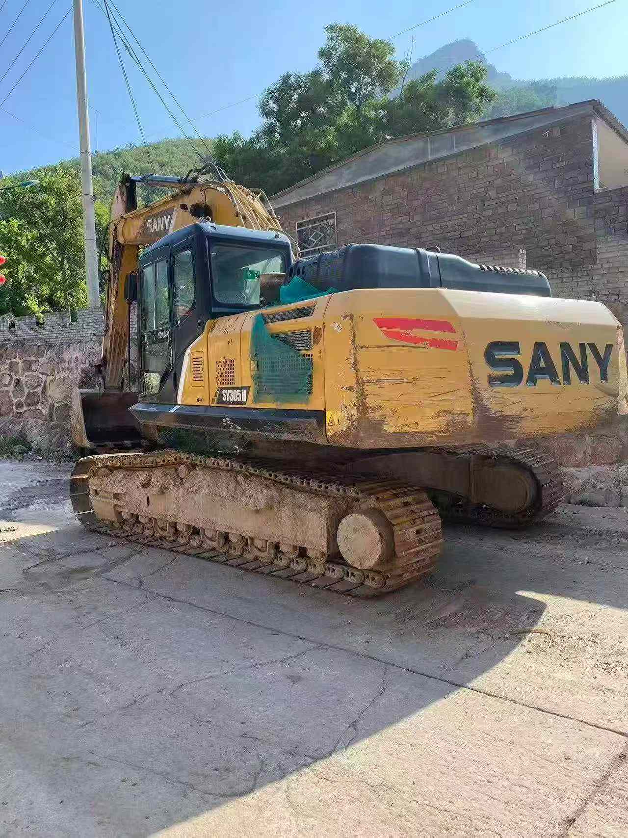 Buy Sany SY245H Used Excavator / 3