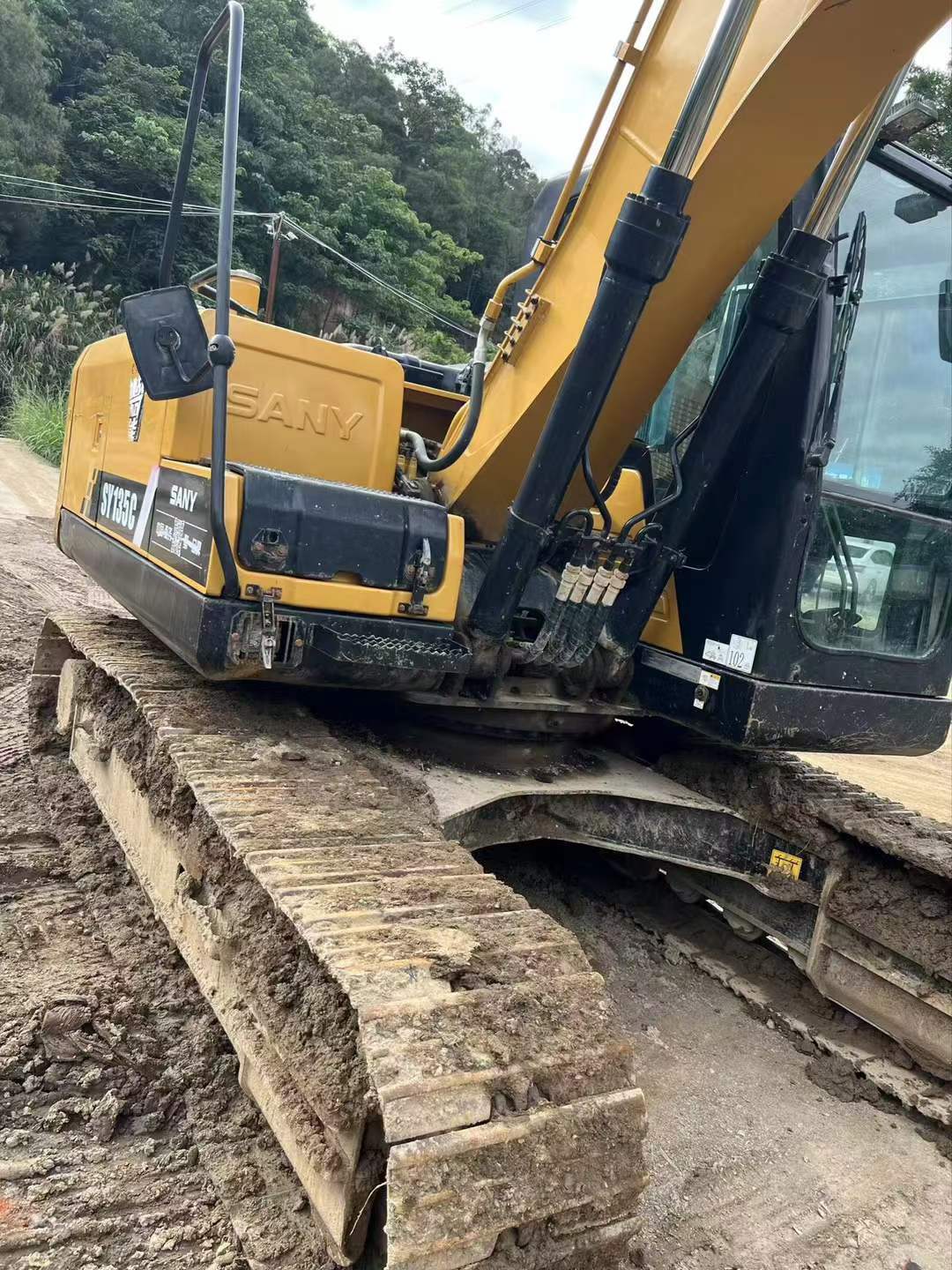 Buy Sany SY135 Used Excavator / 4