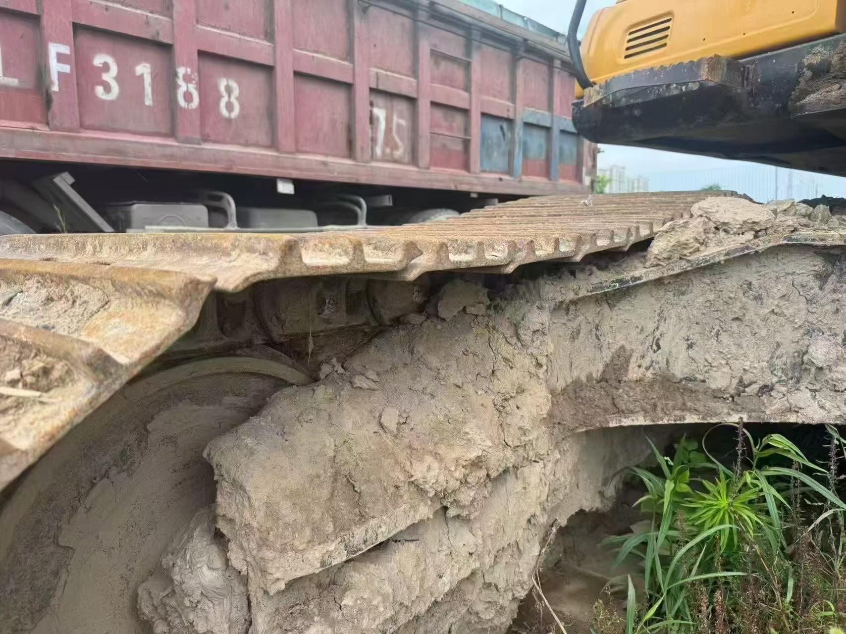 Buy Sany SY215C Used Excavator / 8