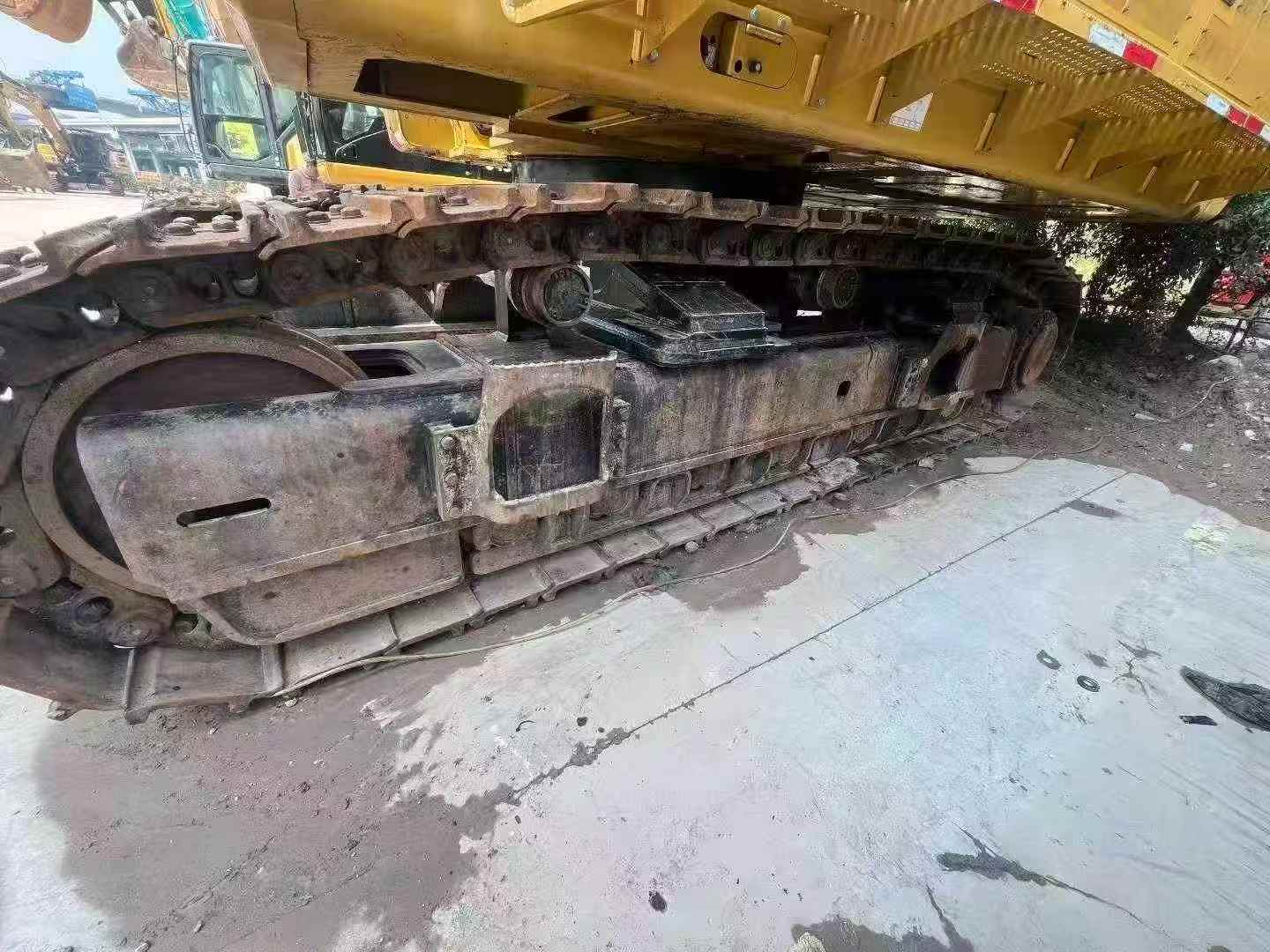 Buy Caterpillar 374D Used Excavator / 2
