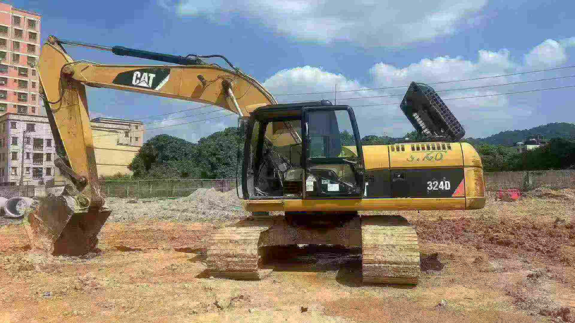 Buy Caterpillar 324D Used Excavator / 2