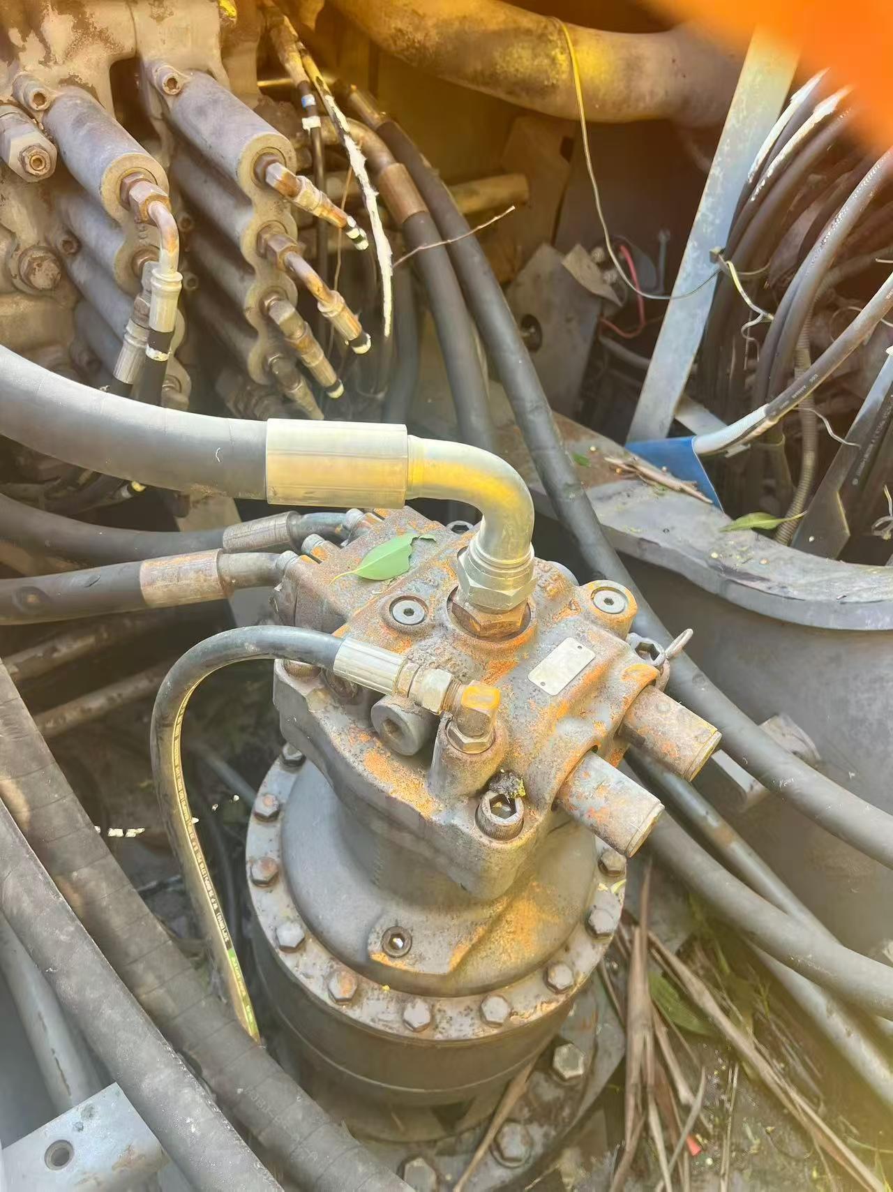 Buy Sumitomo SH200A2 Used Excavator / 5